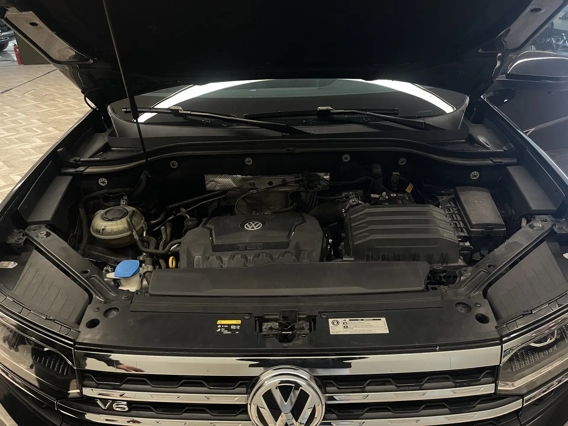 Volkswagen Teramont X, 2021 12