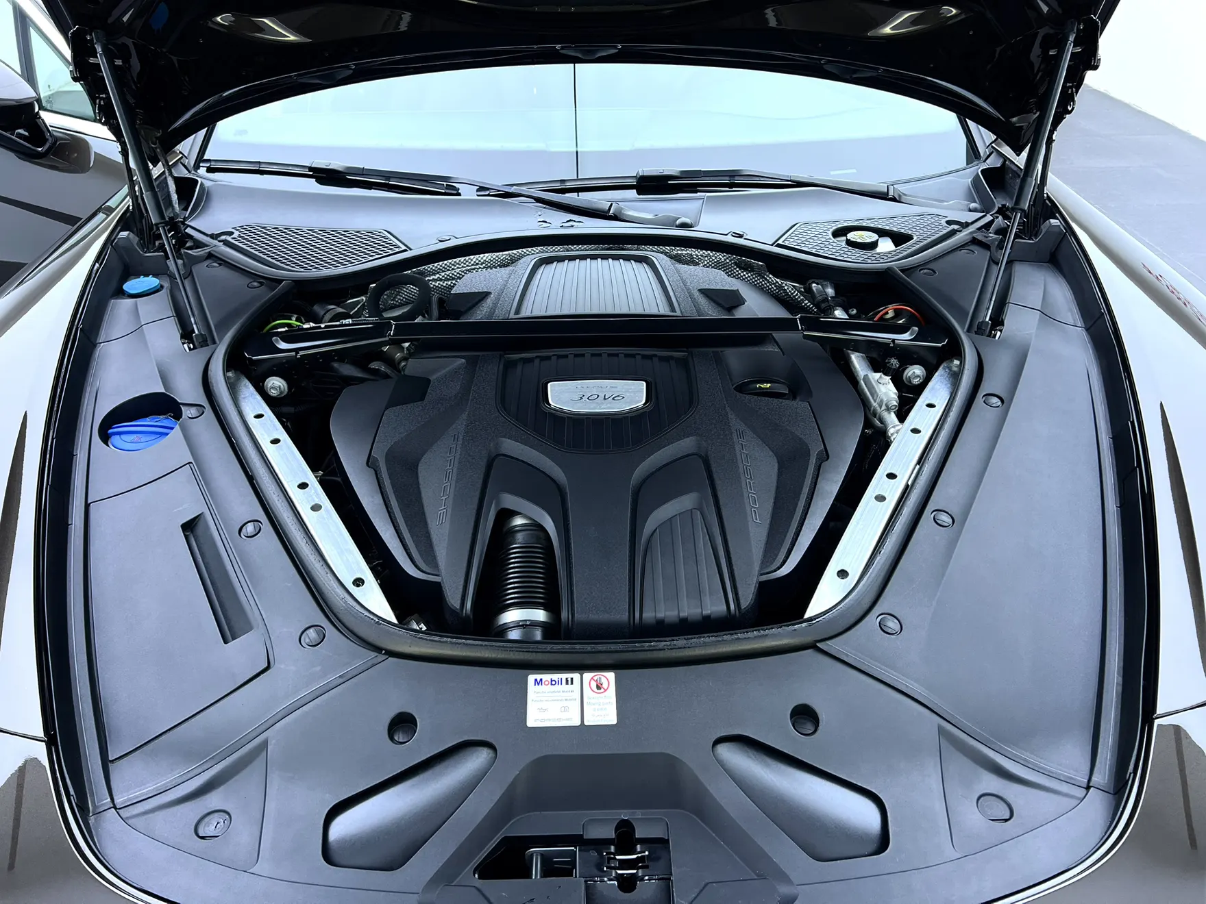 Porsche Panamera, 2018 11