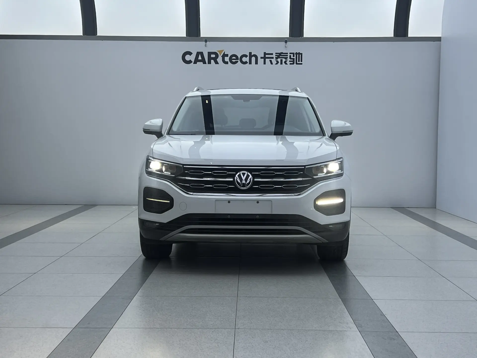 Volkswagen Tayron, 2021 2