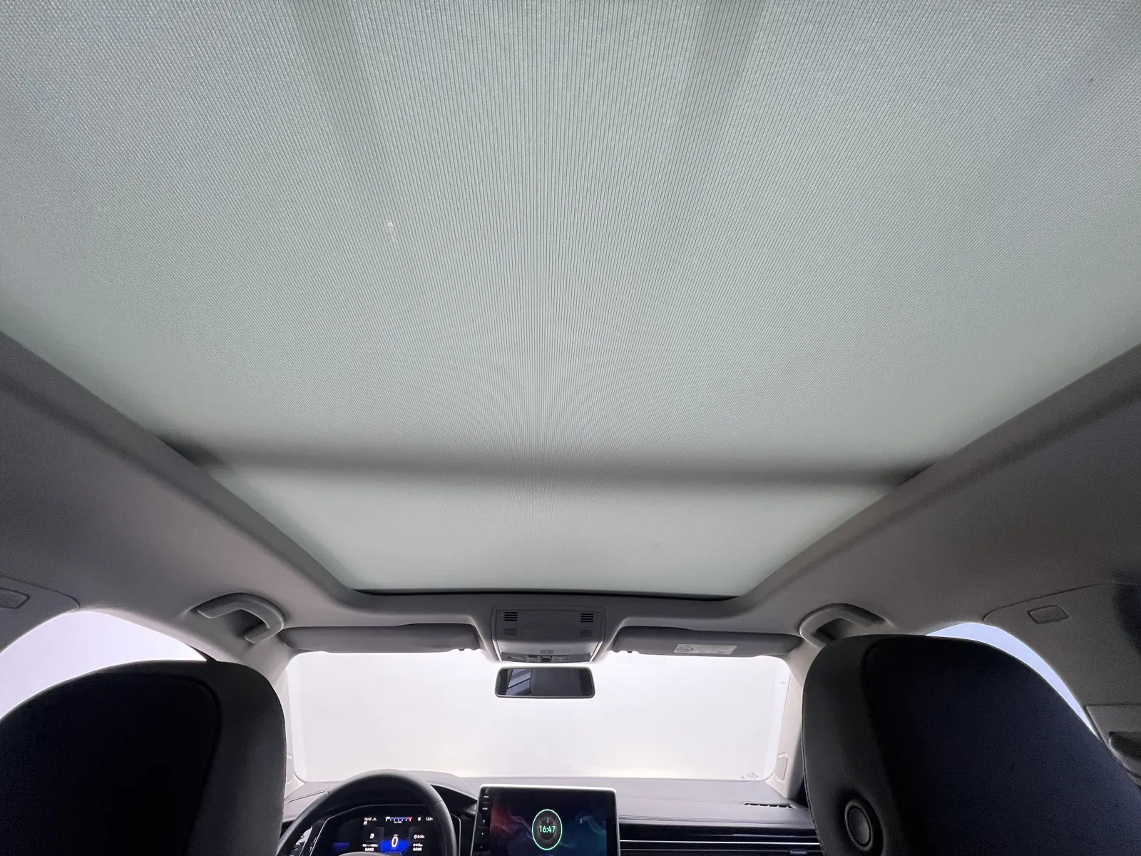 Volkswagen Sagitar, 2023 26