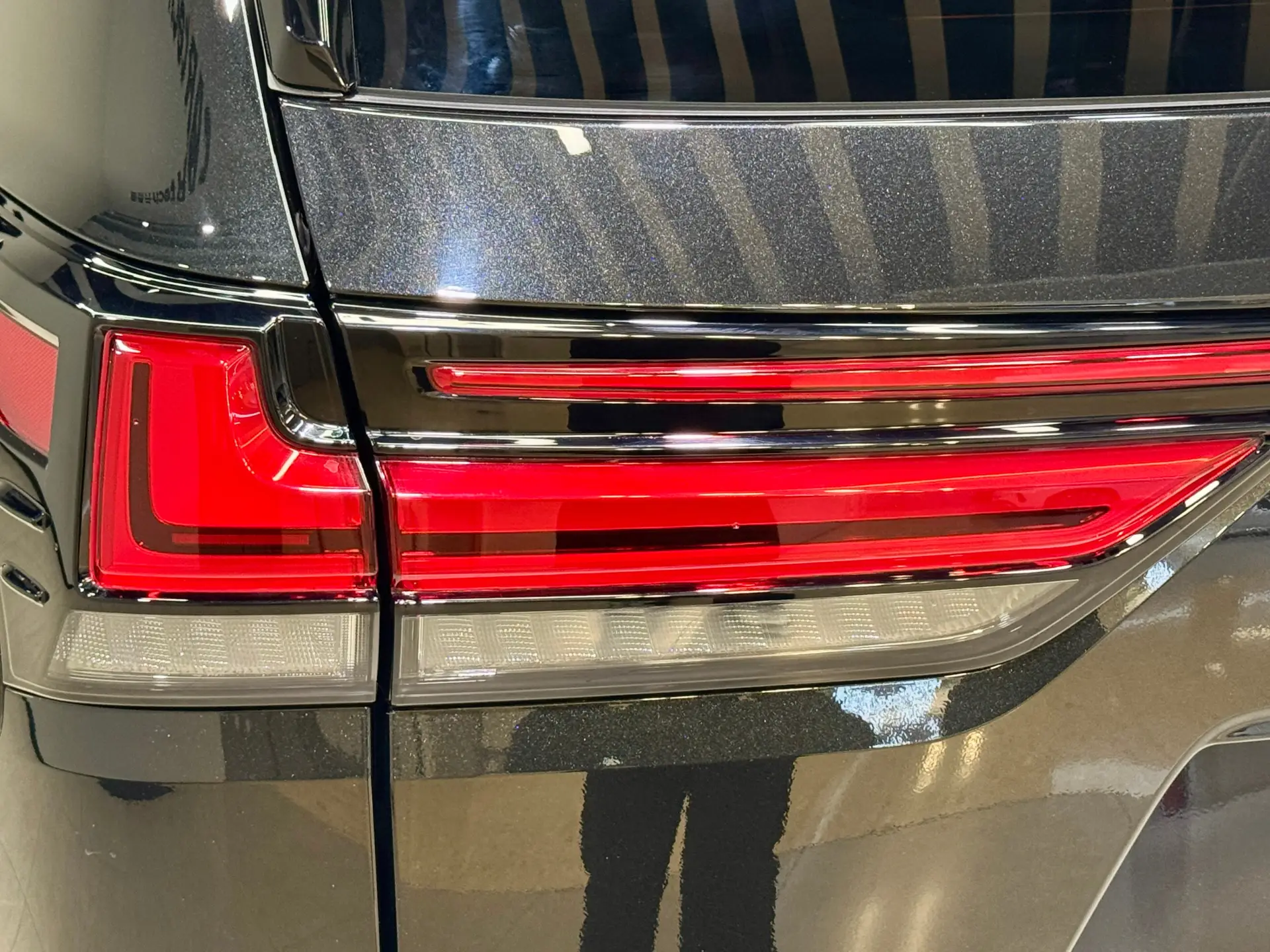 Lexus LX 700h, 2025 10