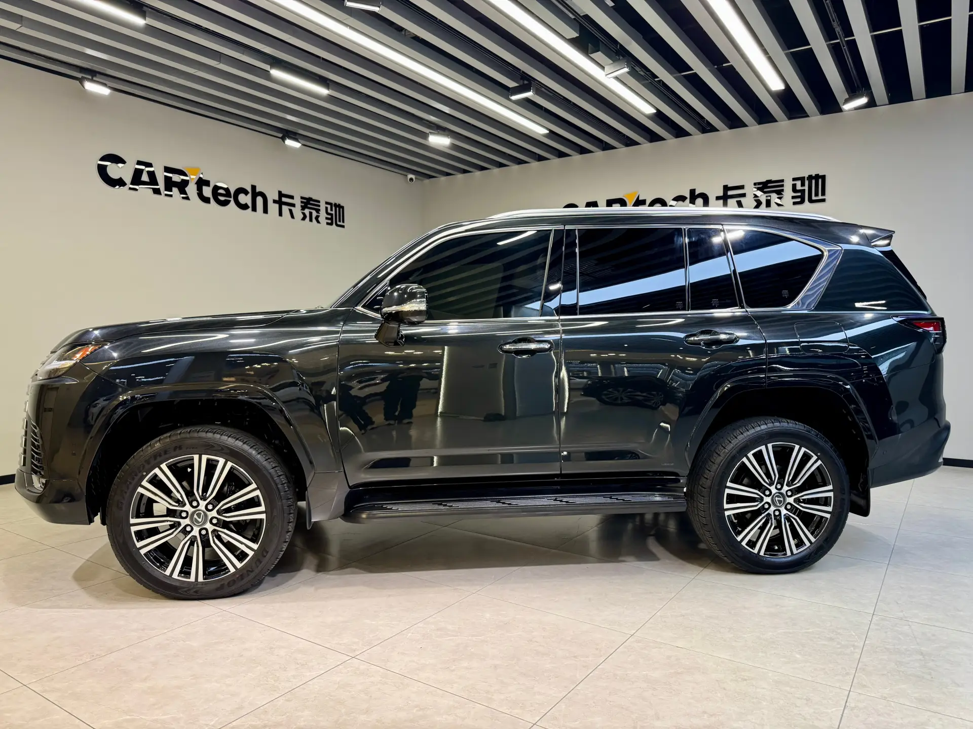 Lexus LX 700h, 2025 7