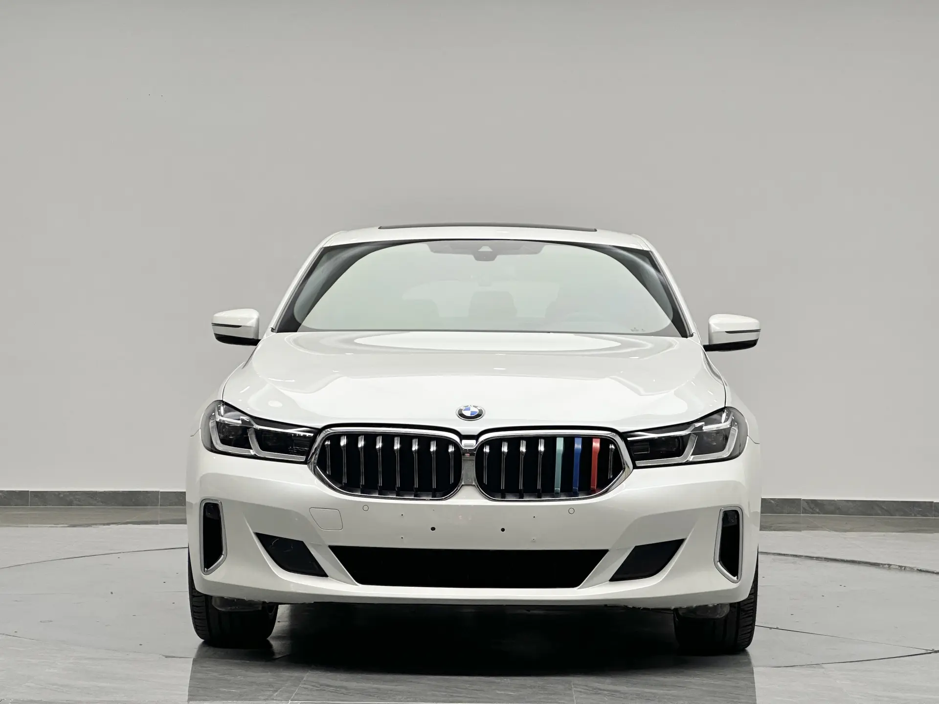 BMW 6GT, 2022 10