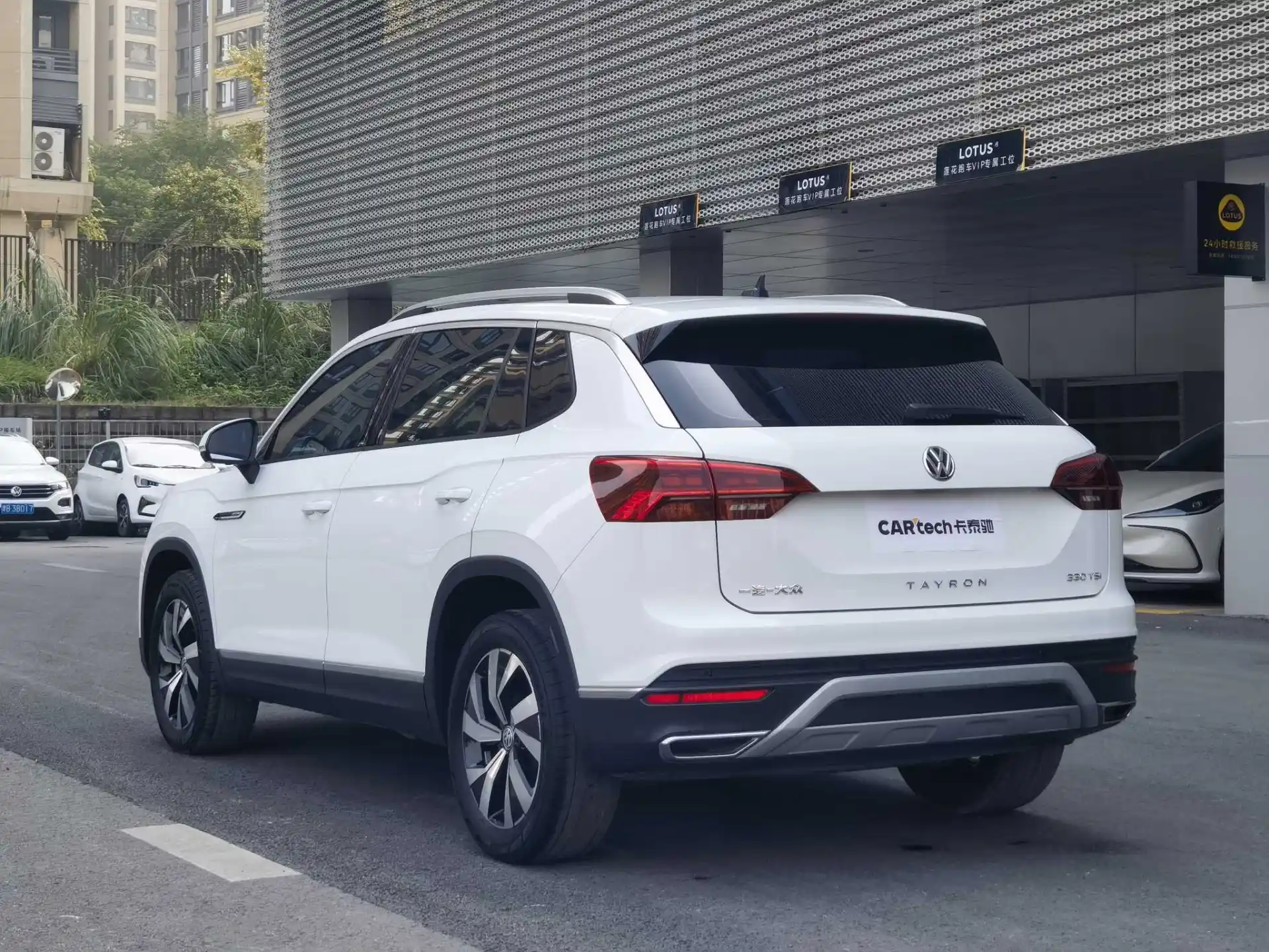 Volkswagen Tayron, 2022 все фото