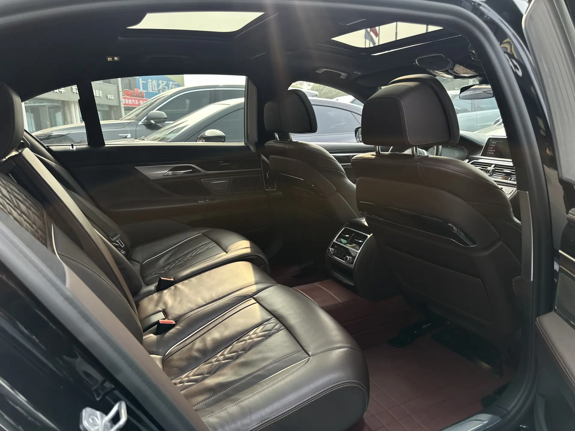 BMW 730Li, 2021 28