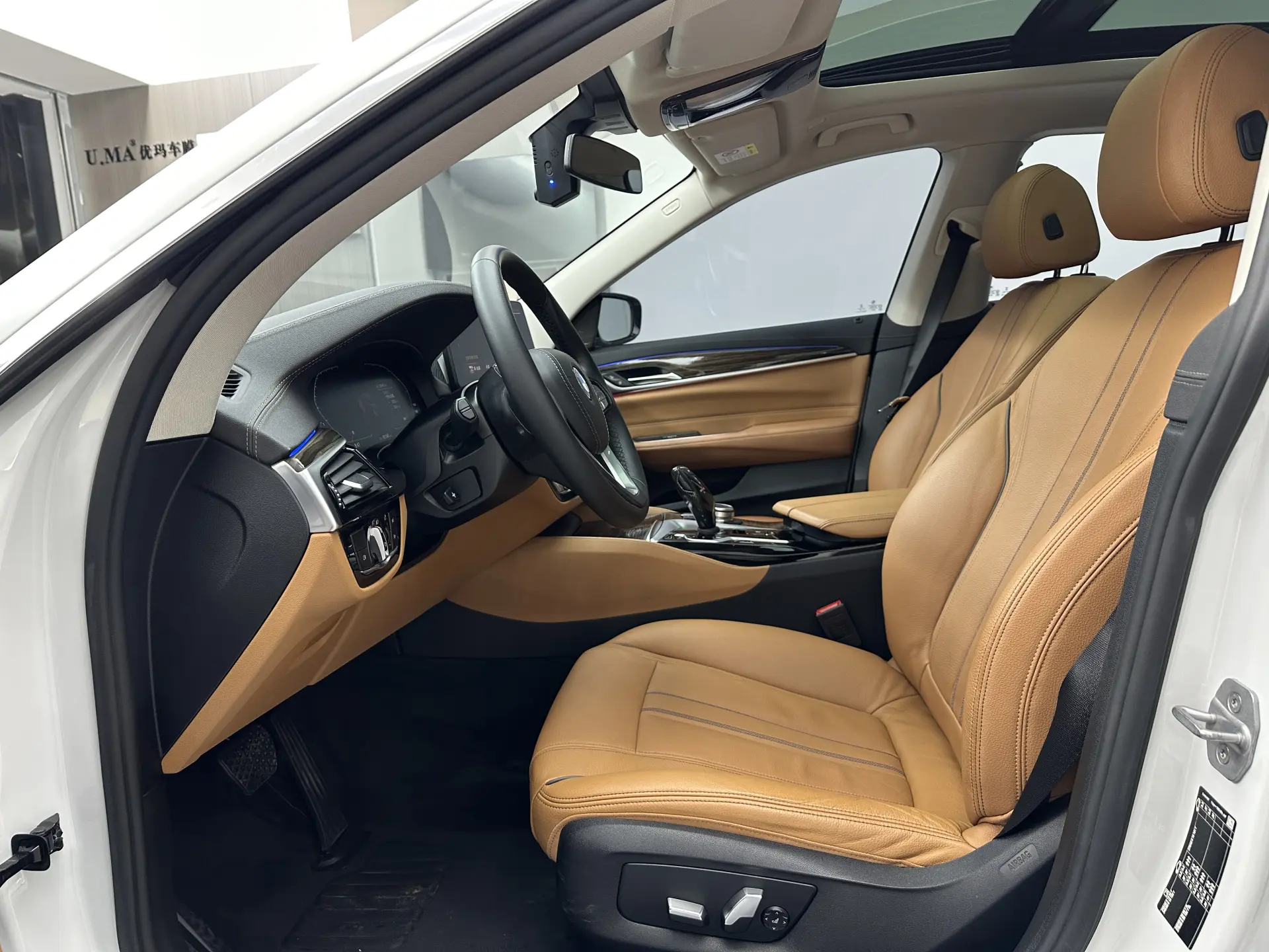 BMW 6GT, 2022 18