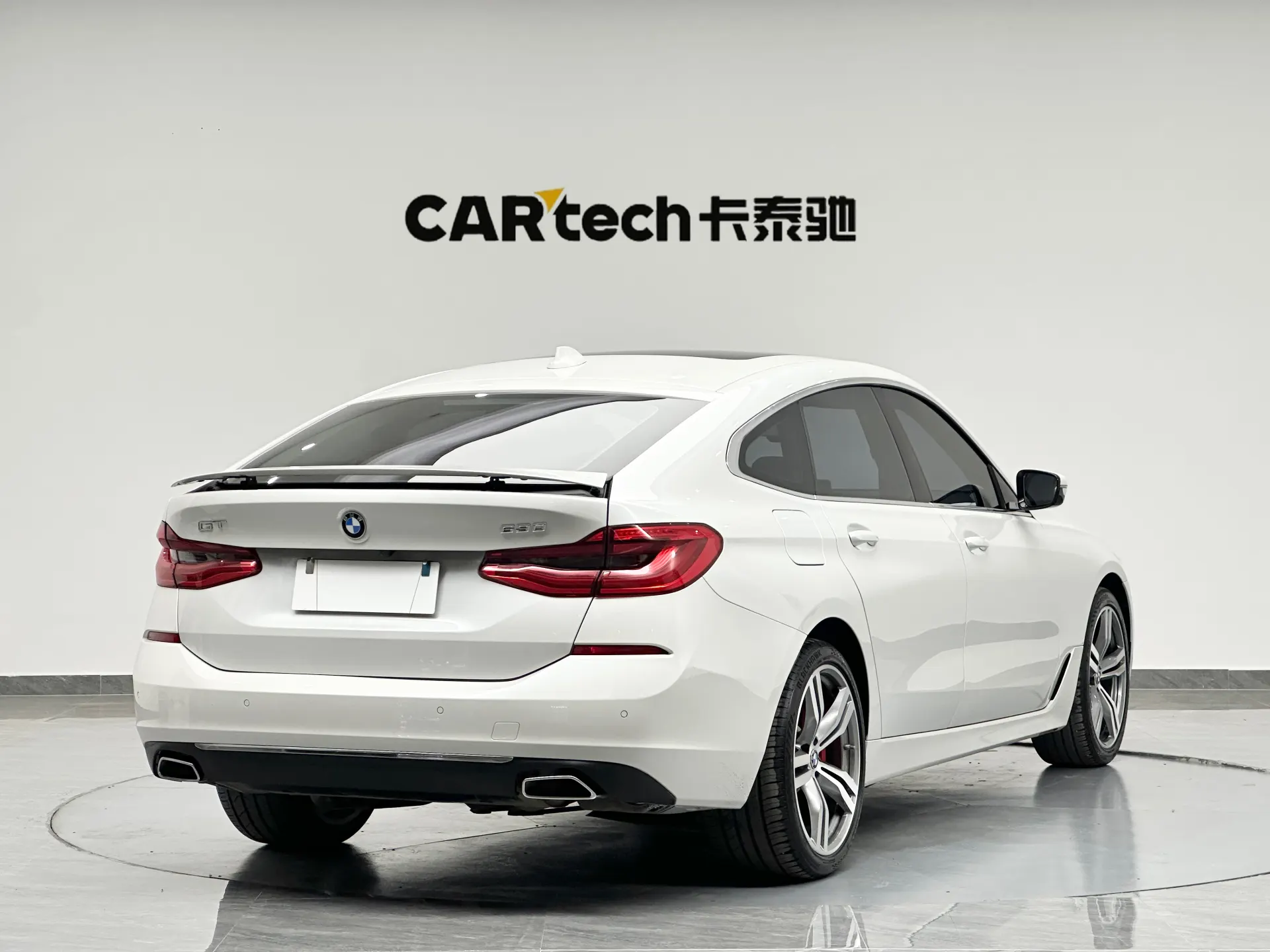 BMW 6GT, 2022 8