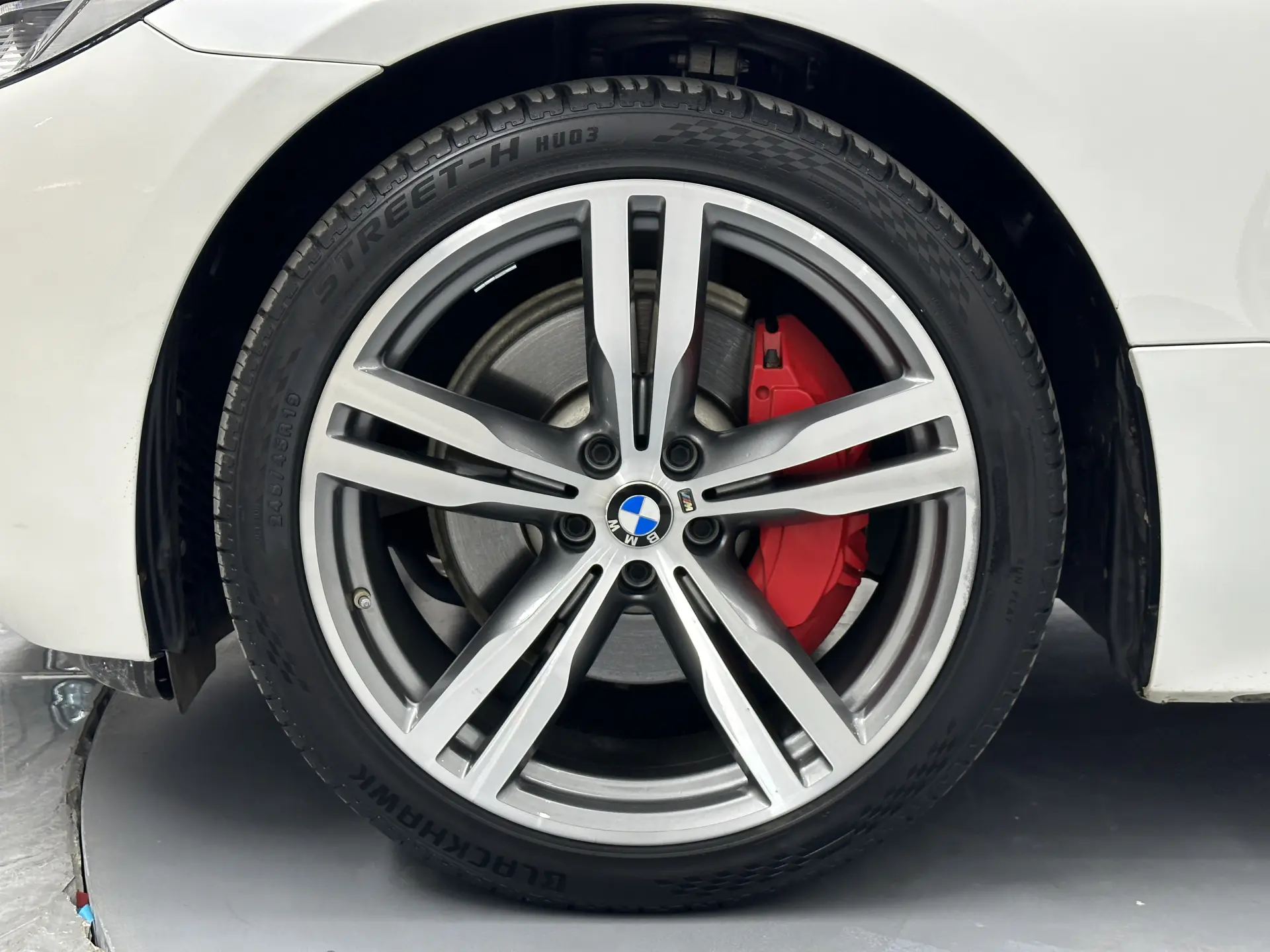BMW 6GT, 2022 30