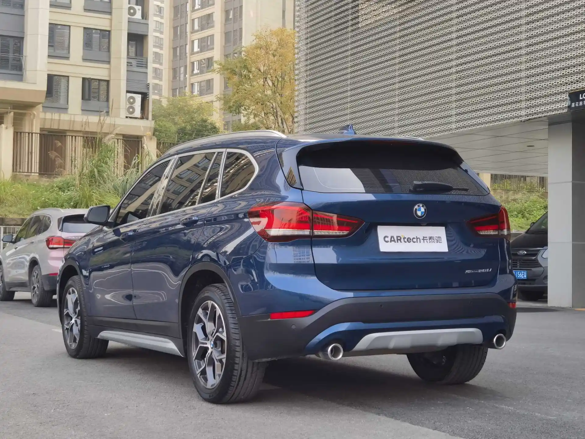 BMW X1, 2021 все фото