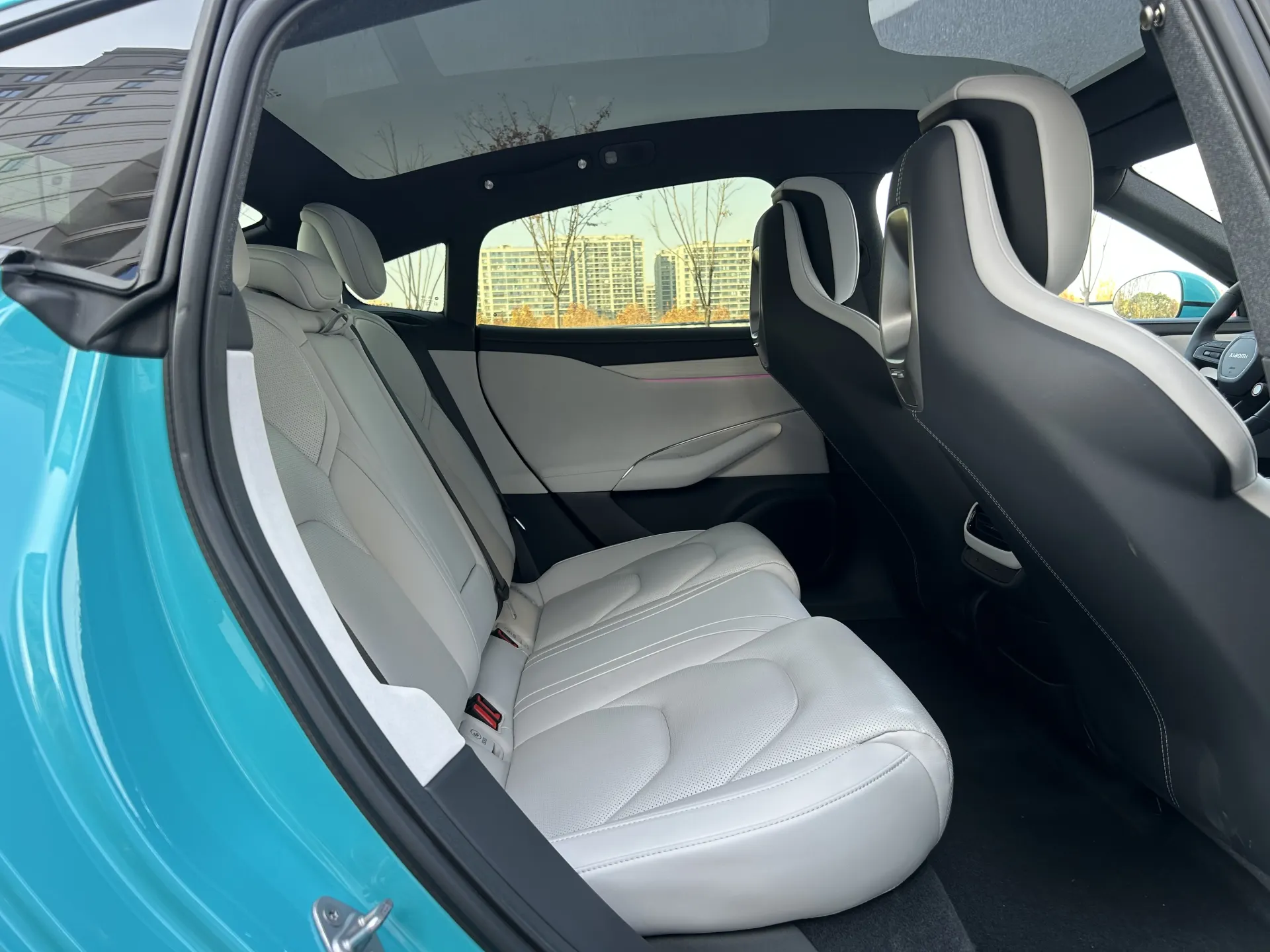 Xiaomi SU7, 2025 12
