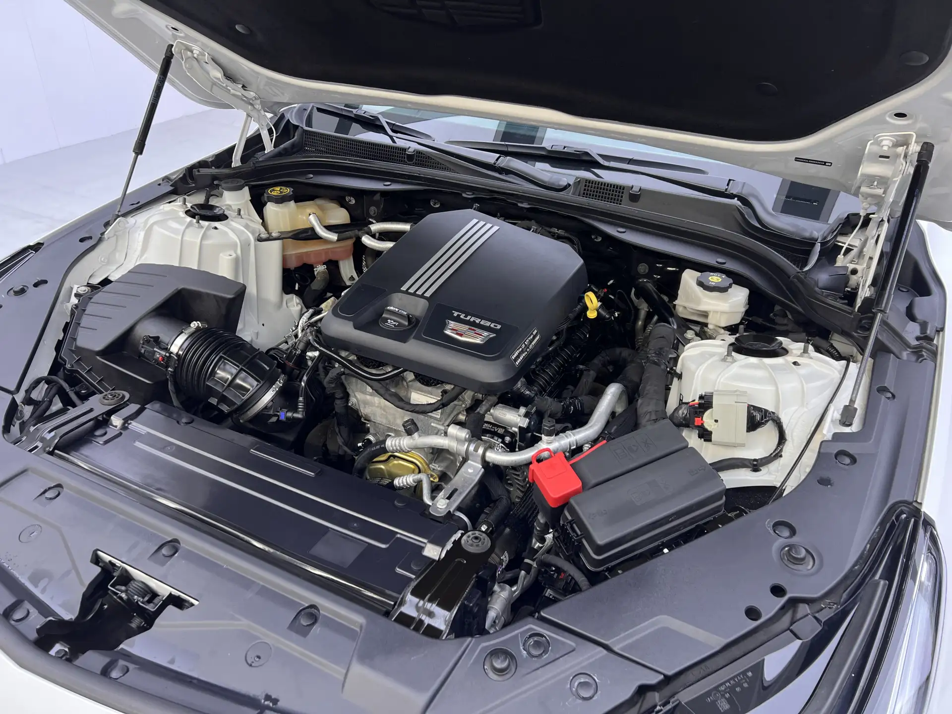 Cadillac CT5, 2022 12