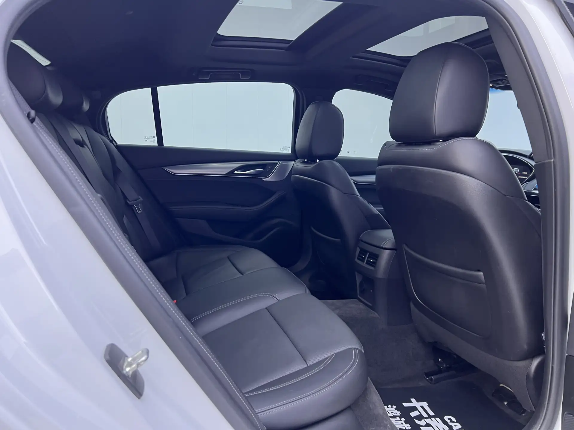 Cadillac CT5, 2022 22