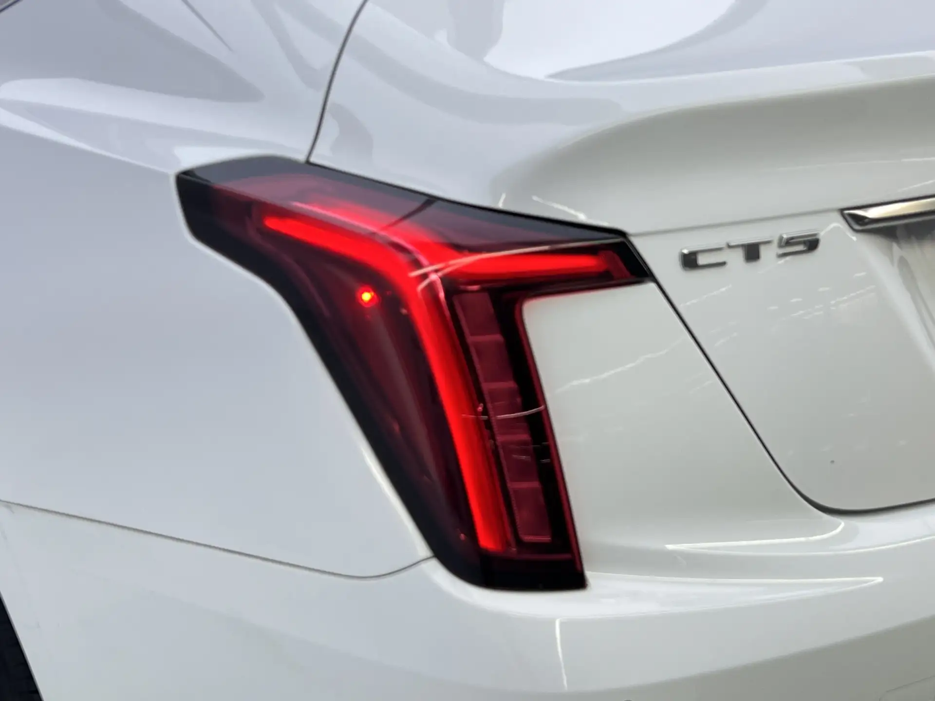 Cadillac CT5, 2022 10