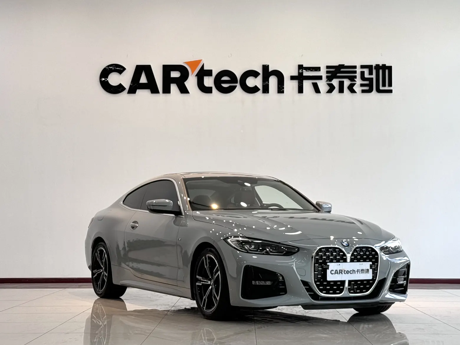 BMW 425i, 2024 4