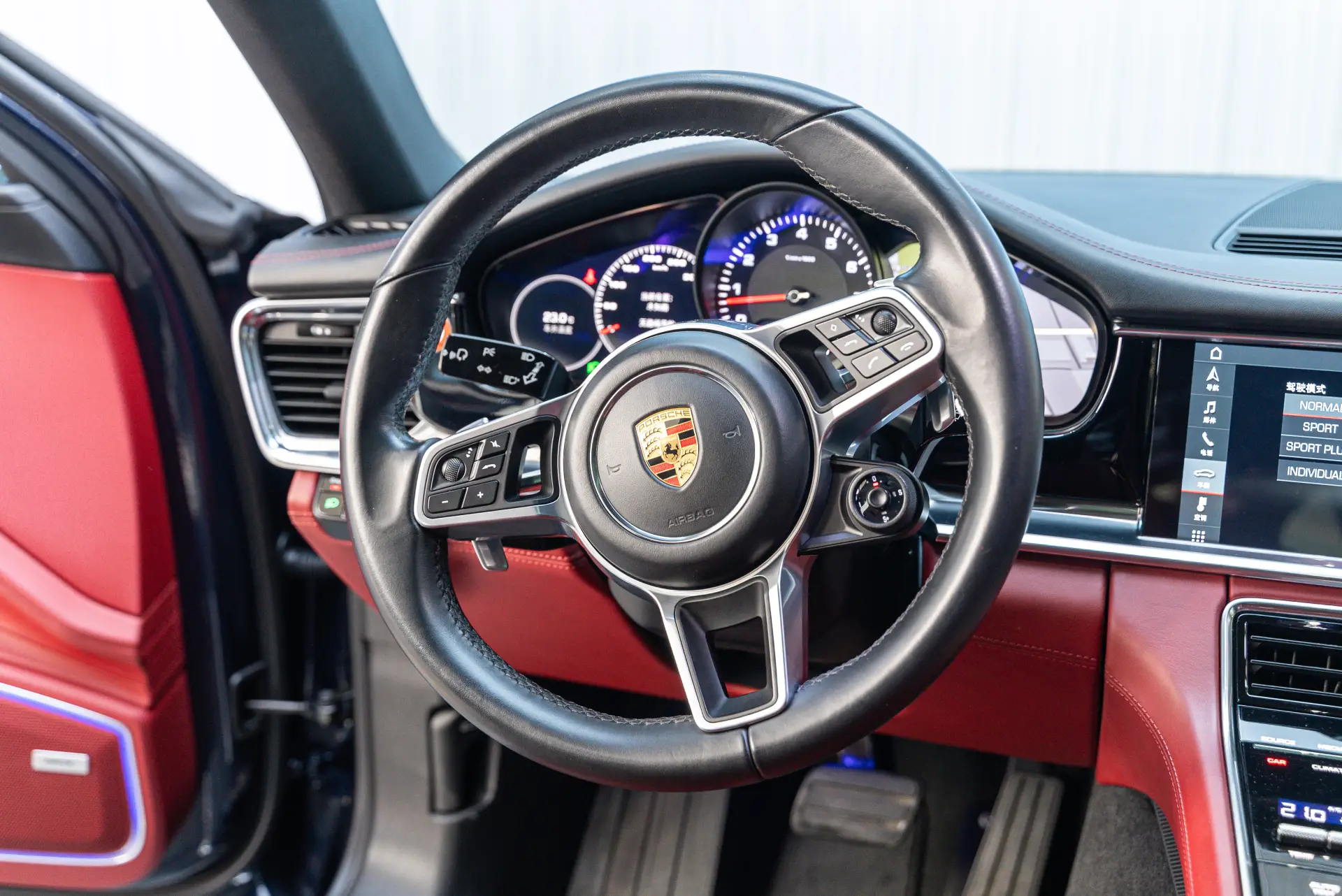 Porsche Panamera, 2021 11