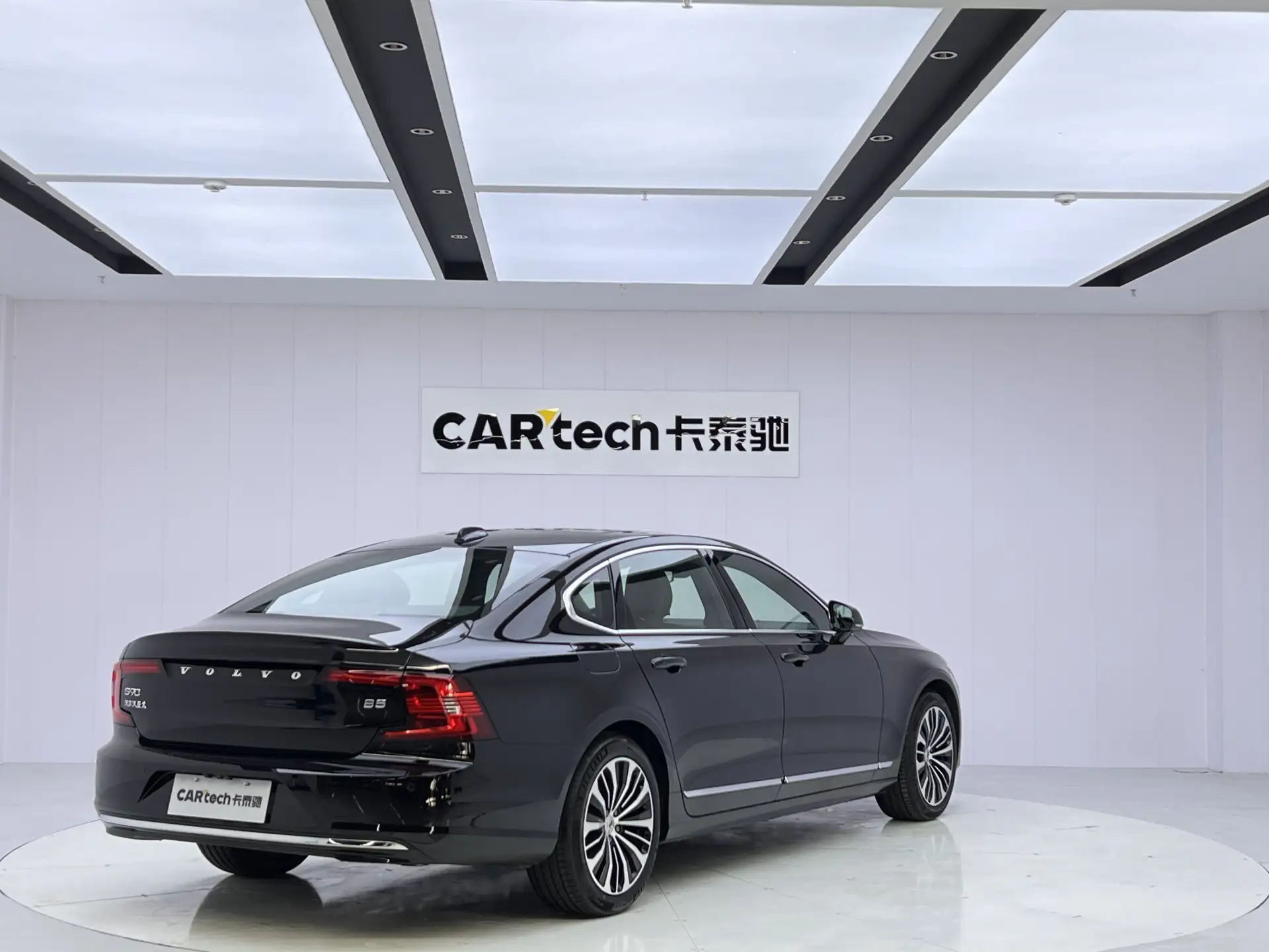 Volvo S90, 2025 все фото