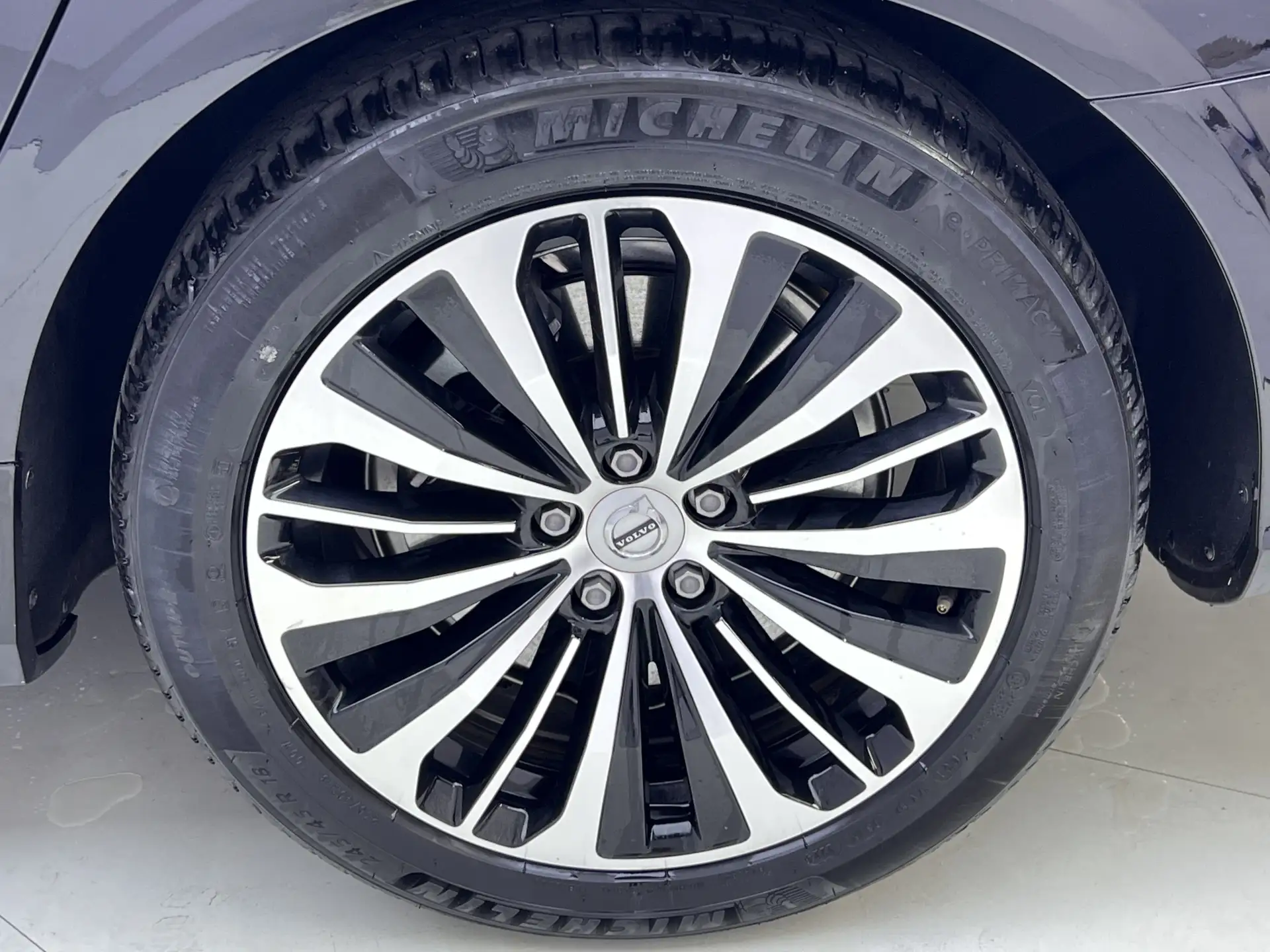 Volvo S90, 2025 10