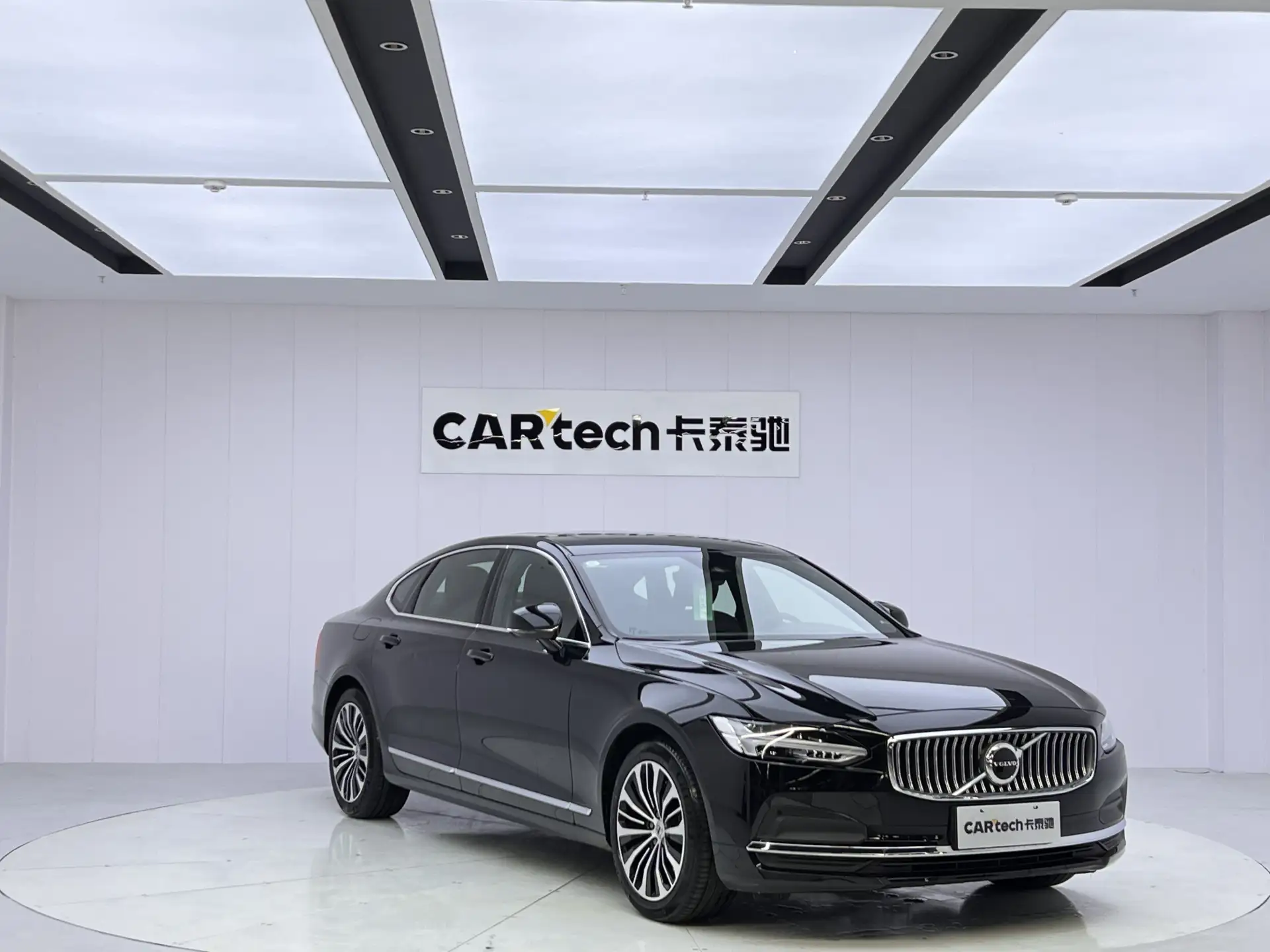 Volvo S90, 2025 2