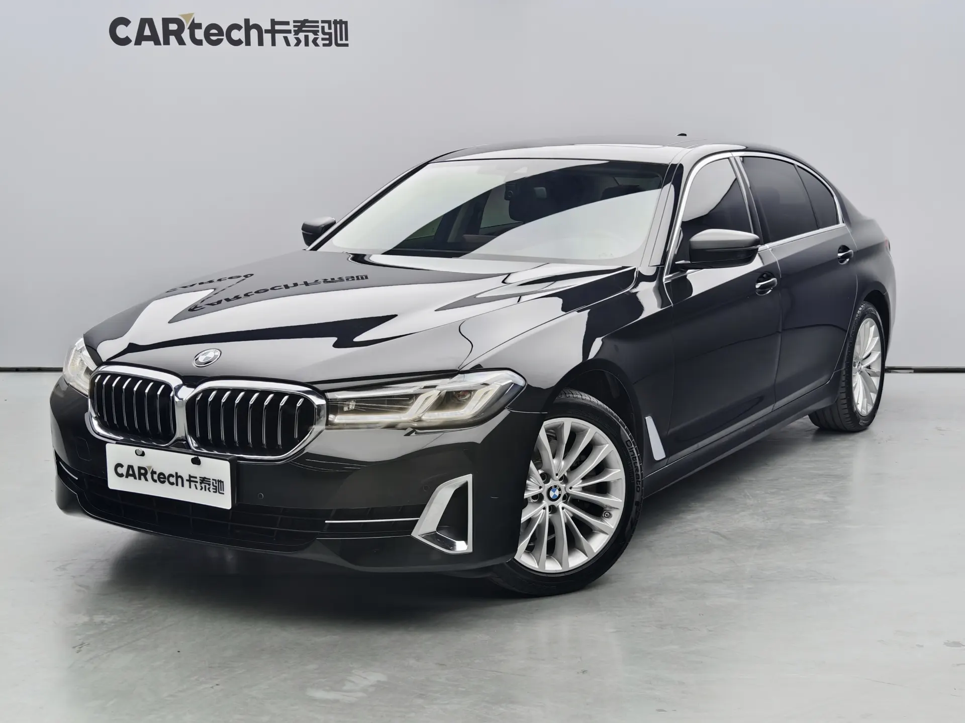 BMW 525Li, 2022 2
