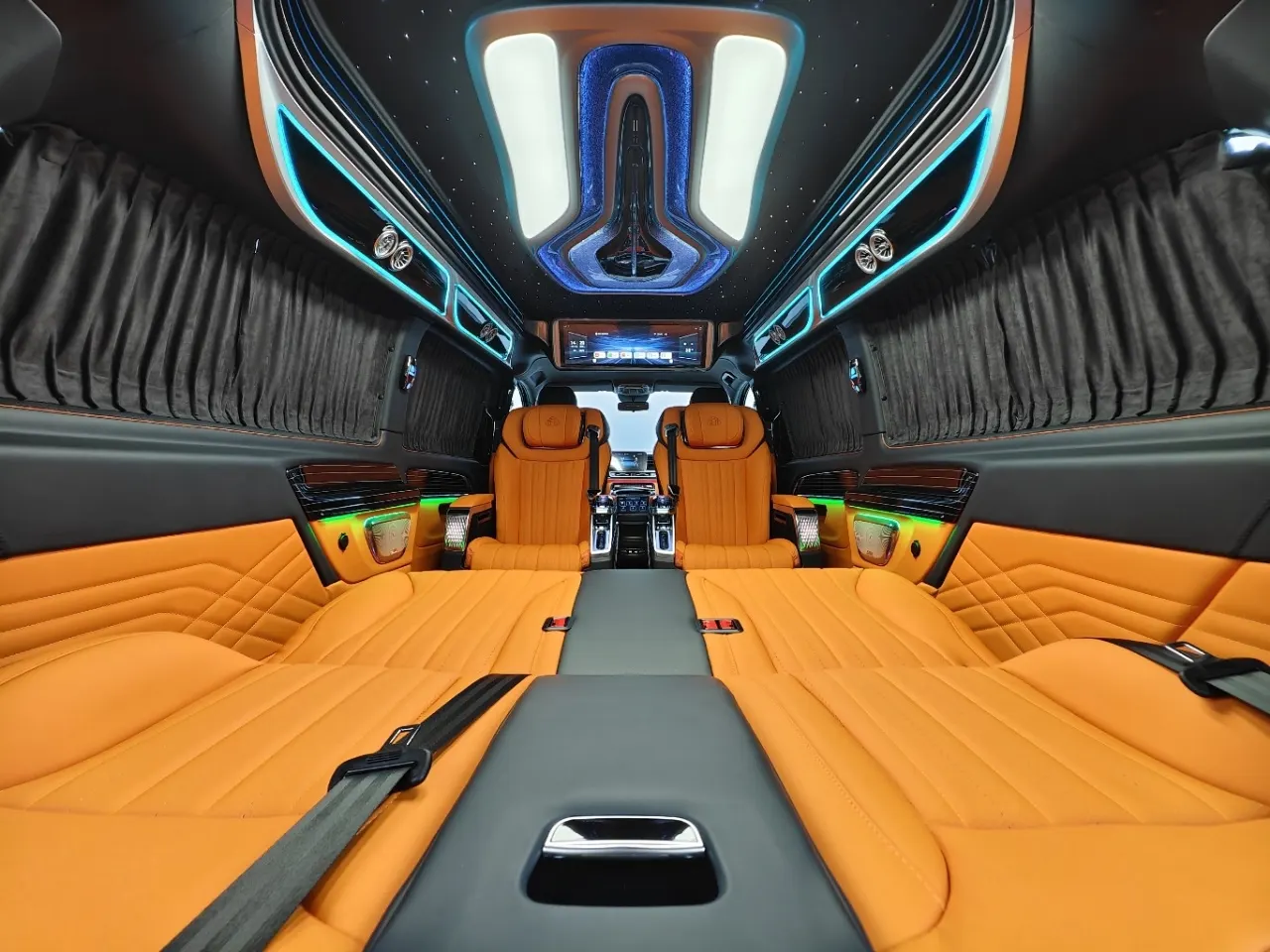 Mercedes-Benz Vito, 2025 30