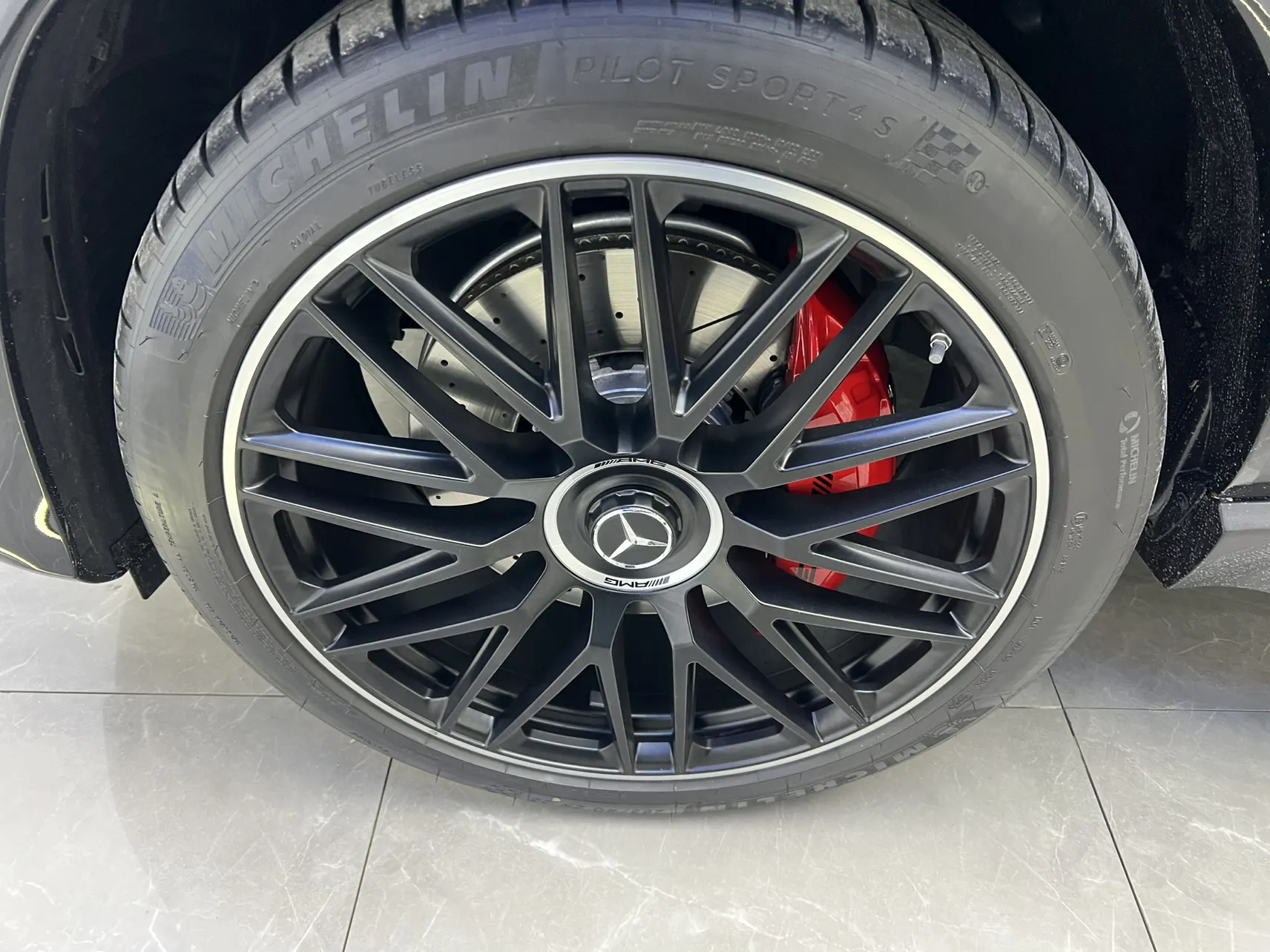 Mercedes-Benz GLS 63 4MATIC, 2025 9