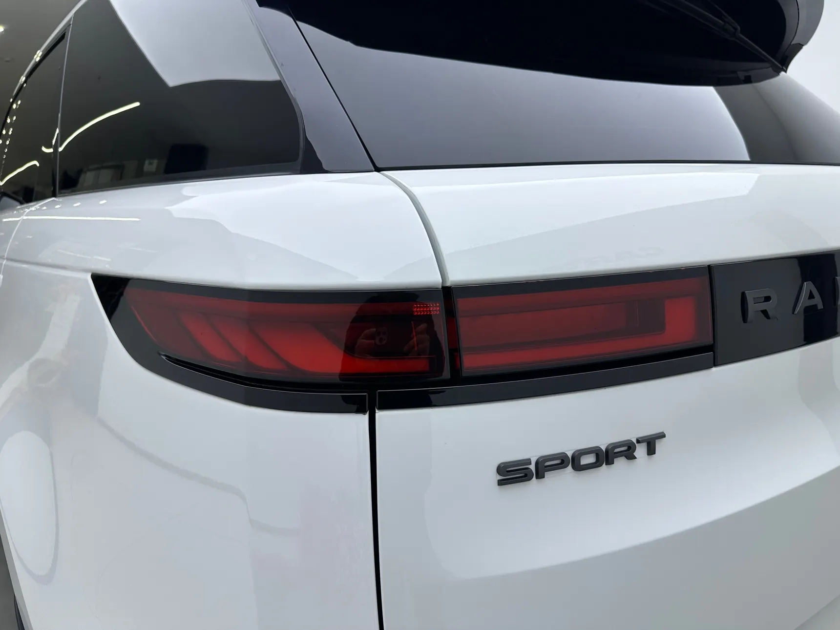 Land Rover Range Rover Sport, 2023 9