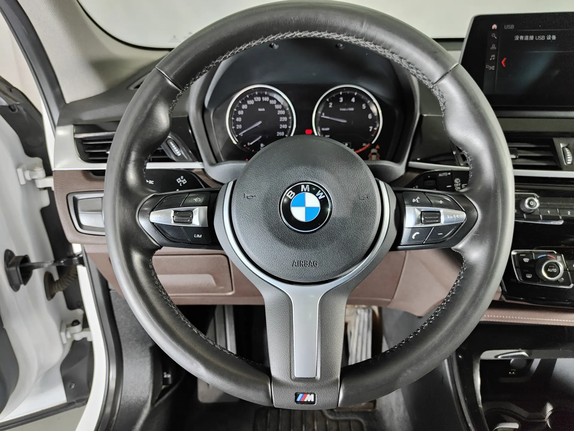 BMW X1, 2019 10