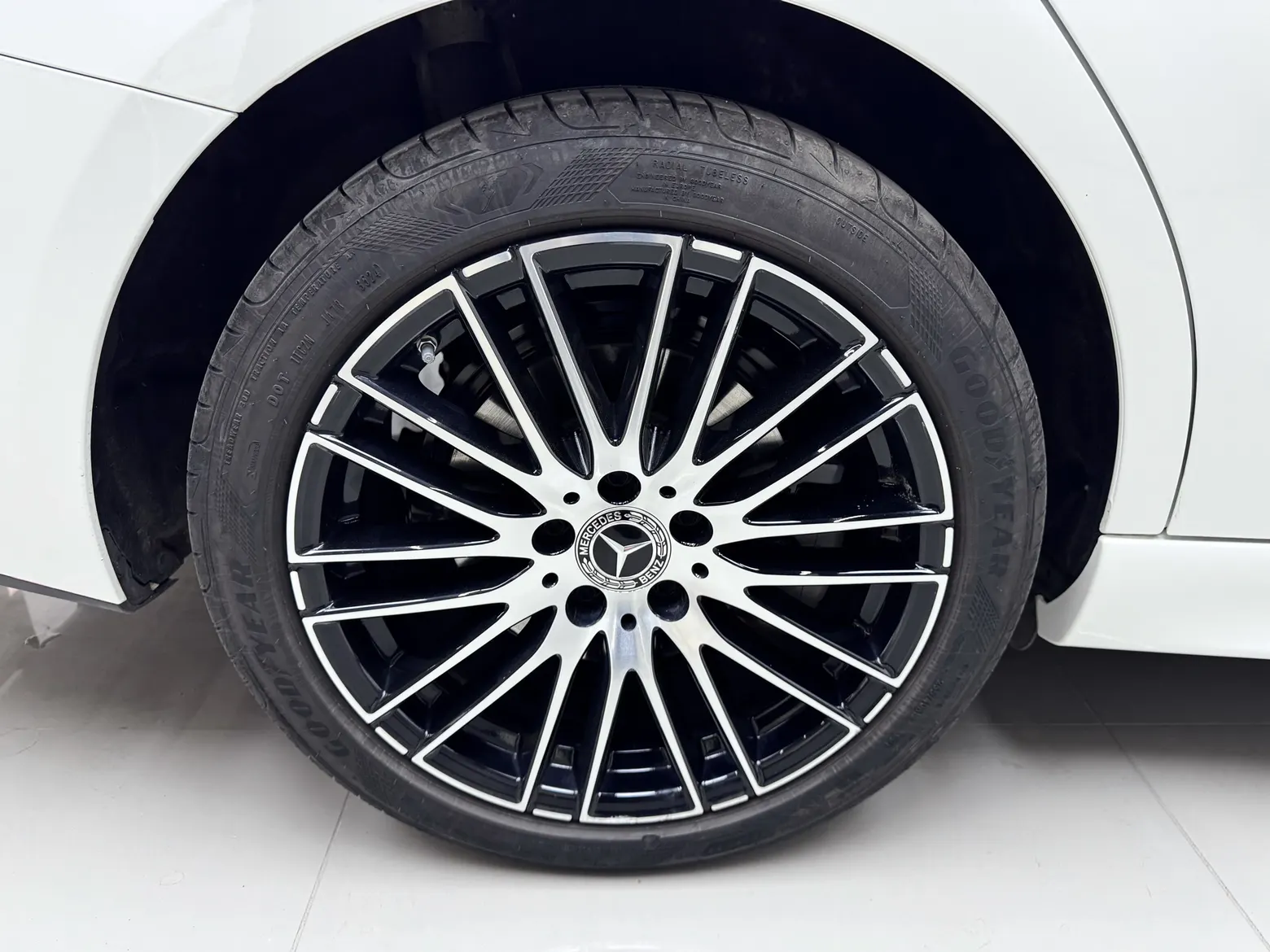 Mercedes-Benz C 260 L, 2024 все фото