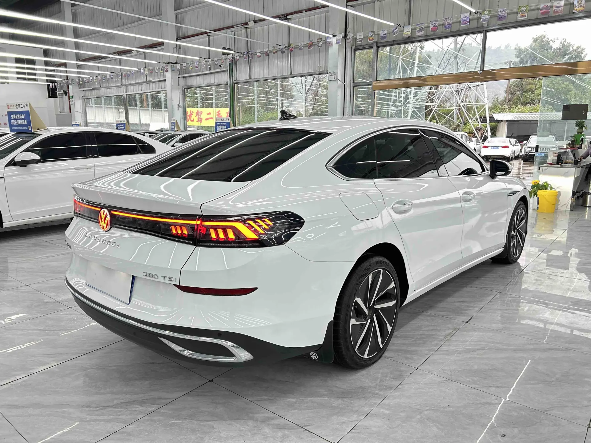 Volkswagen Lamando, 2022 все фото