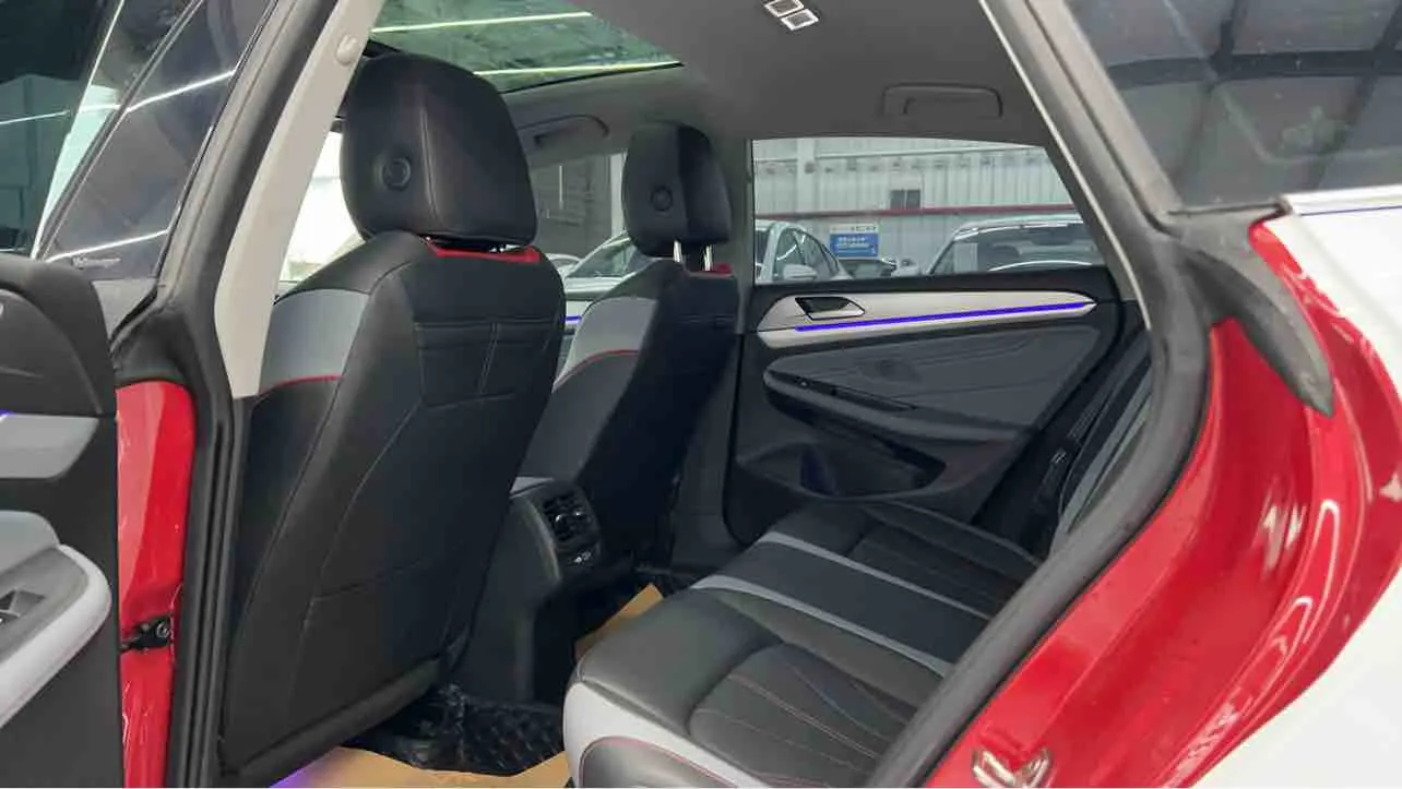 Volkswagen Lamando, 2022 11