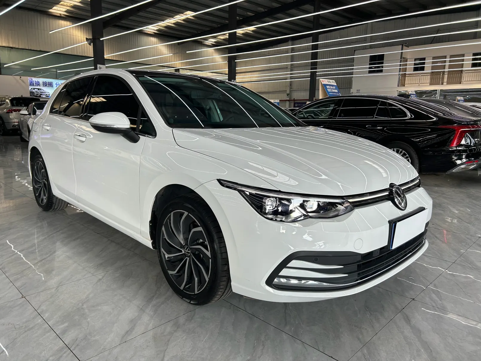 Volkswagen Golf, 2024 2