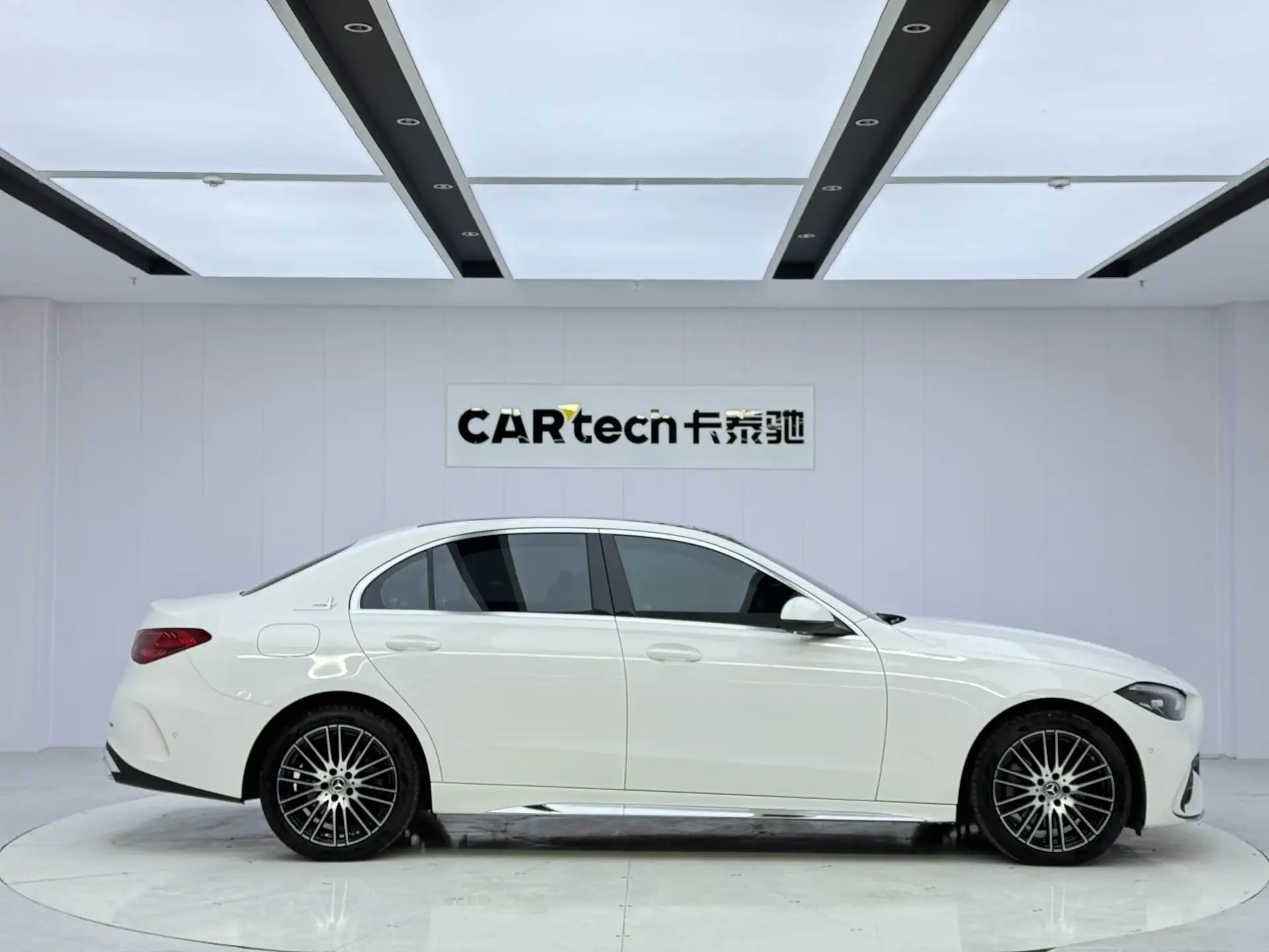 Mercedes-Benz C 260 L, 2023 4