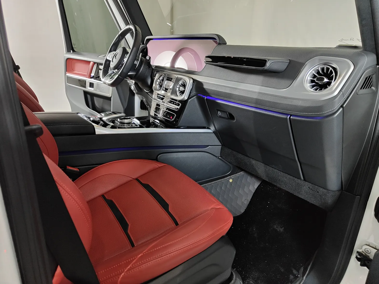 Mercedes-Benz G 63, 2024 15