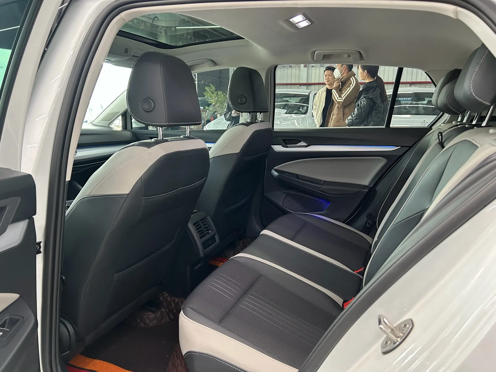 Volkswagen Golf, 2024 11