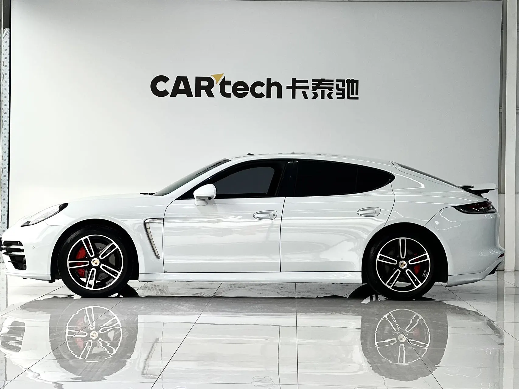Porsche Panamera, 2013 7