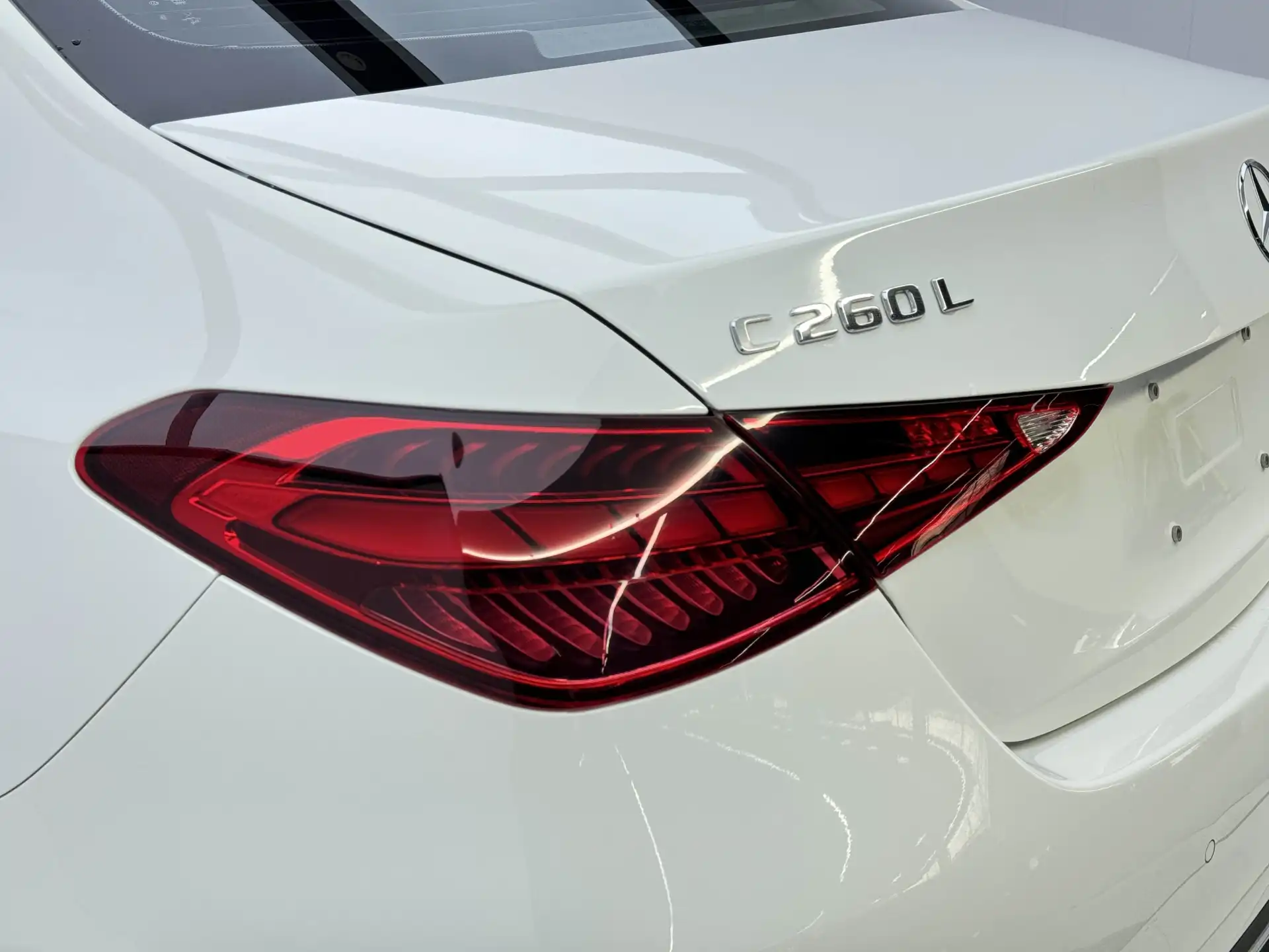 Mercedes-Benz C 260 L, 2023 10