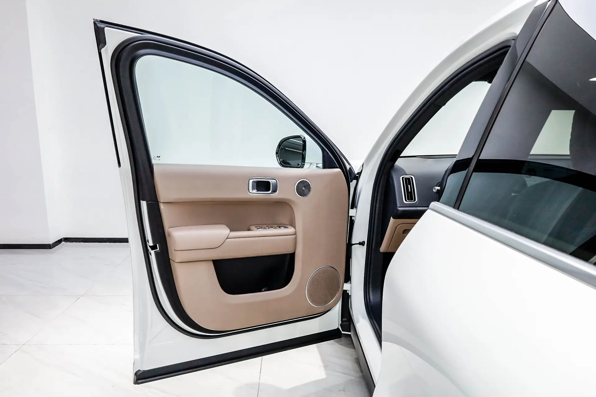 Li Auto L8, 2025 16