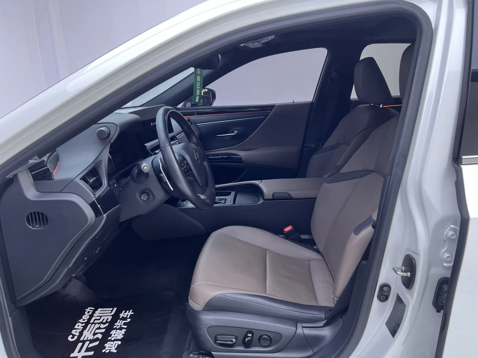 Lexus ES 200, 2024 18