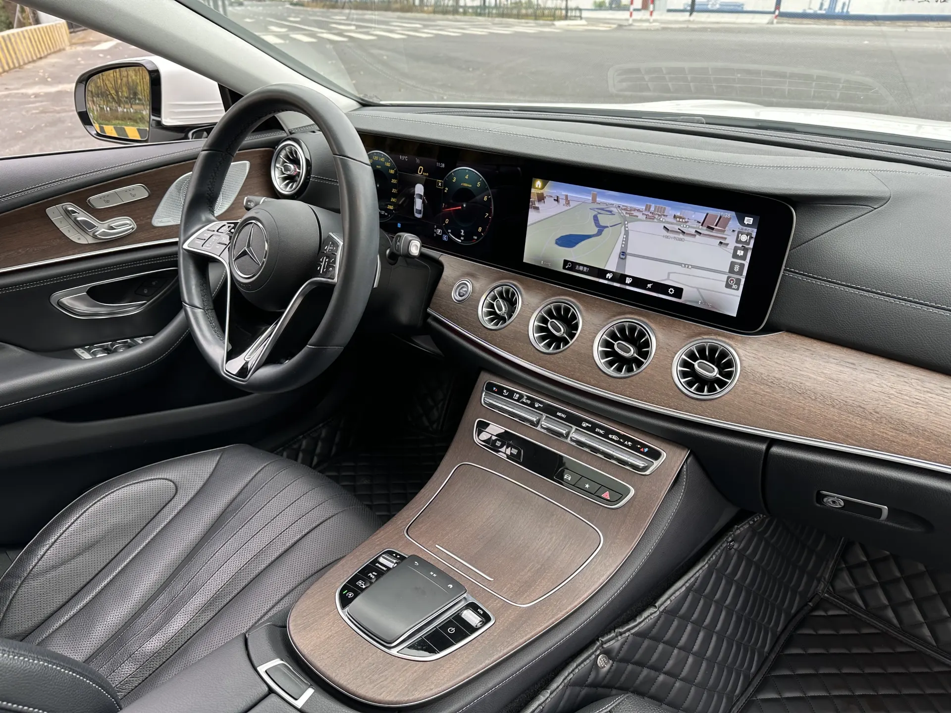 Mercedes-Benz CLS 300, 2022 17
