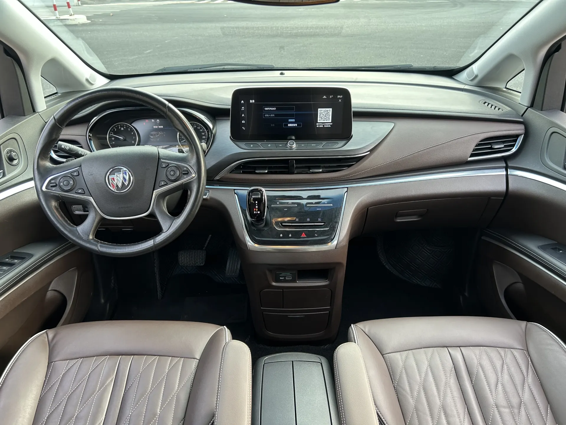 Buick GL8, 2023 10