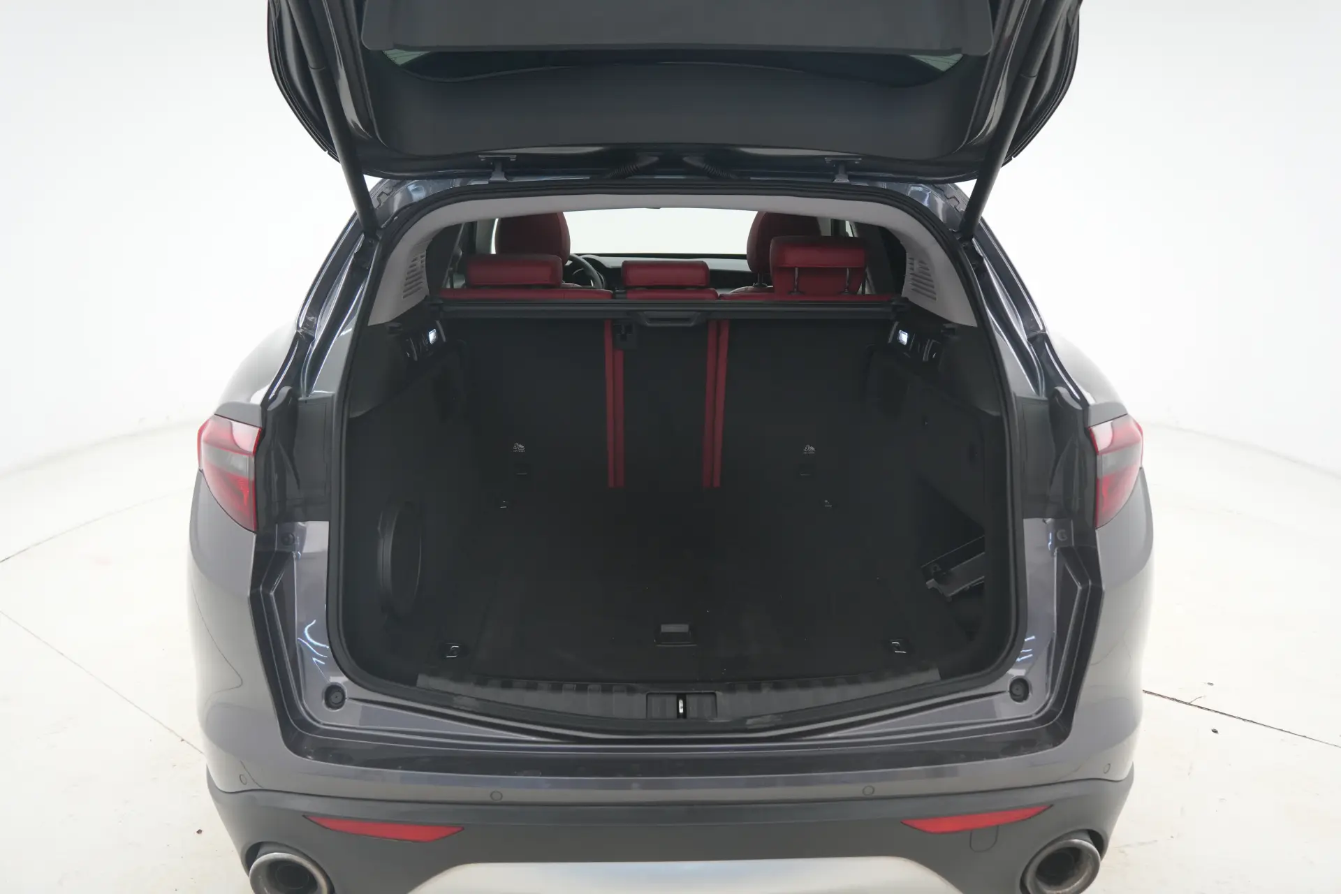 Alfa Romeo Stelvio, 2019 12