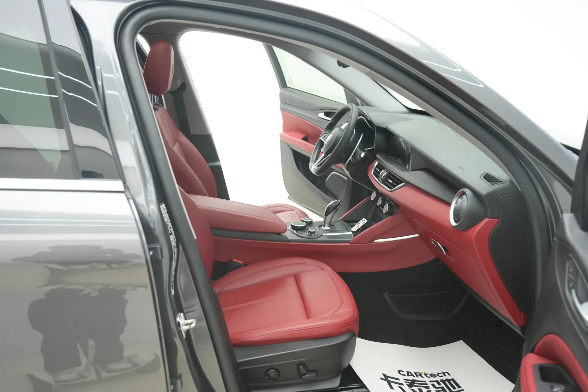 Alfa Romeo Stelvio, 2019 26