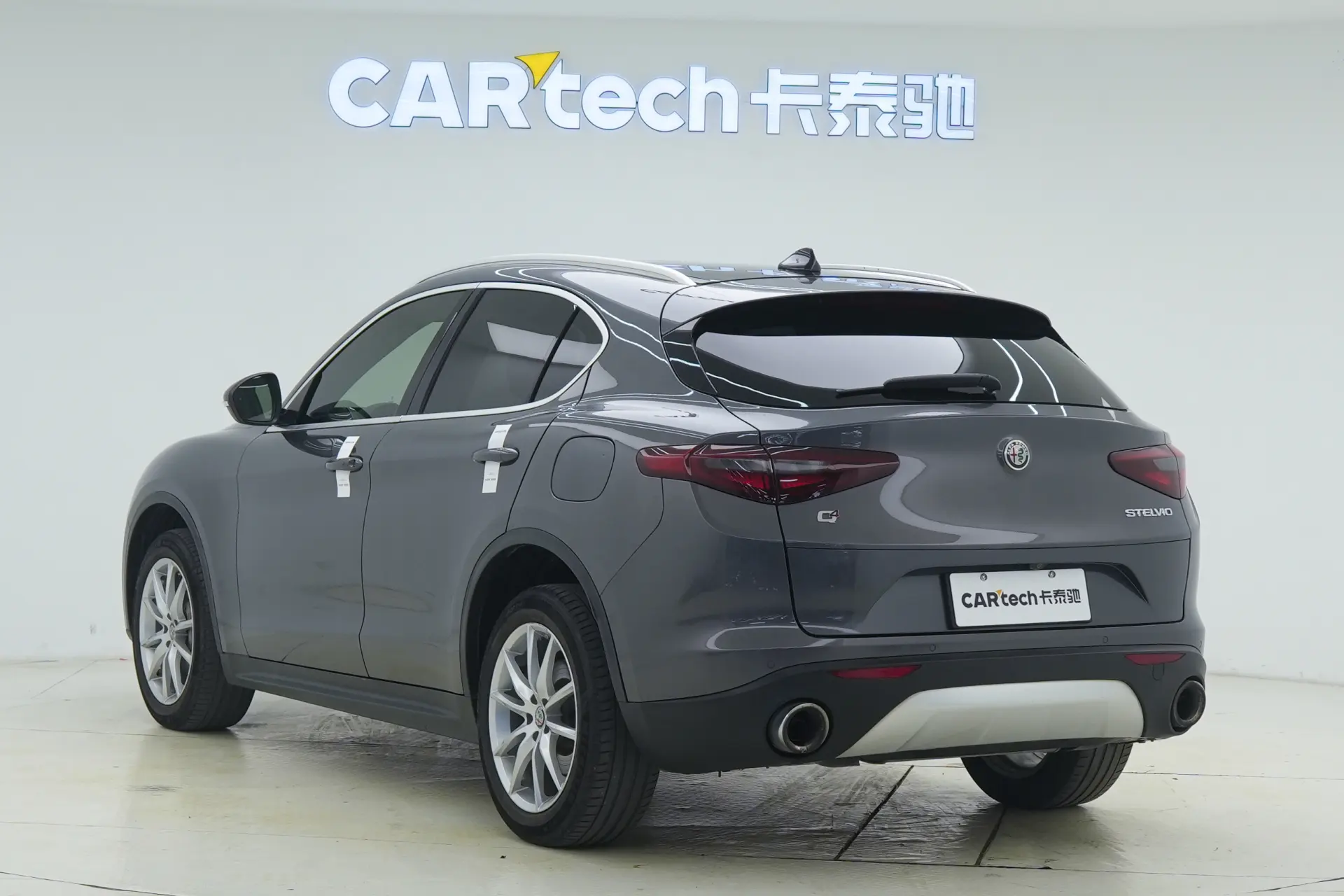 Alfa Romeo Stelvio, 2019 7