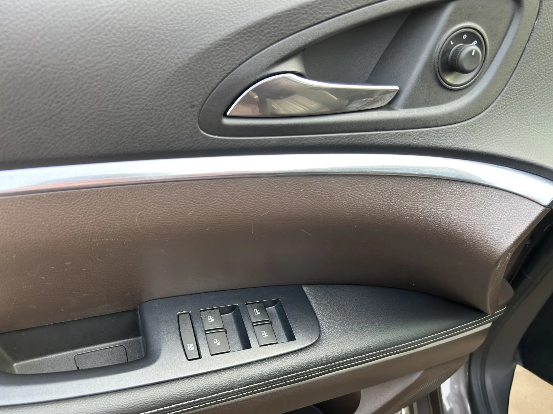 Buick GL8, 2023 13