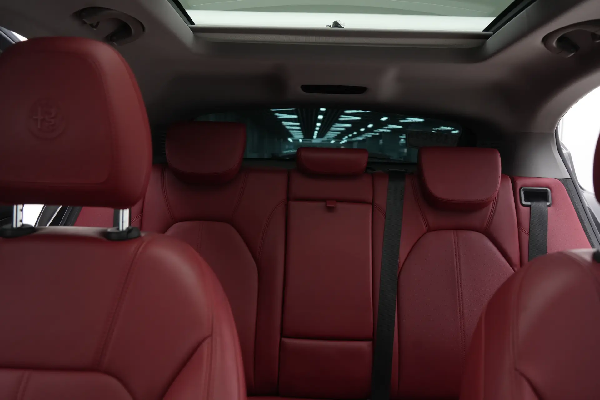 Alfa Romeo Stelvio, 2019 27