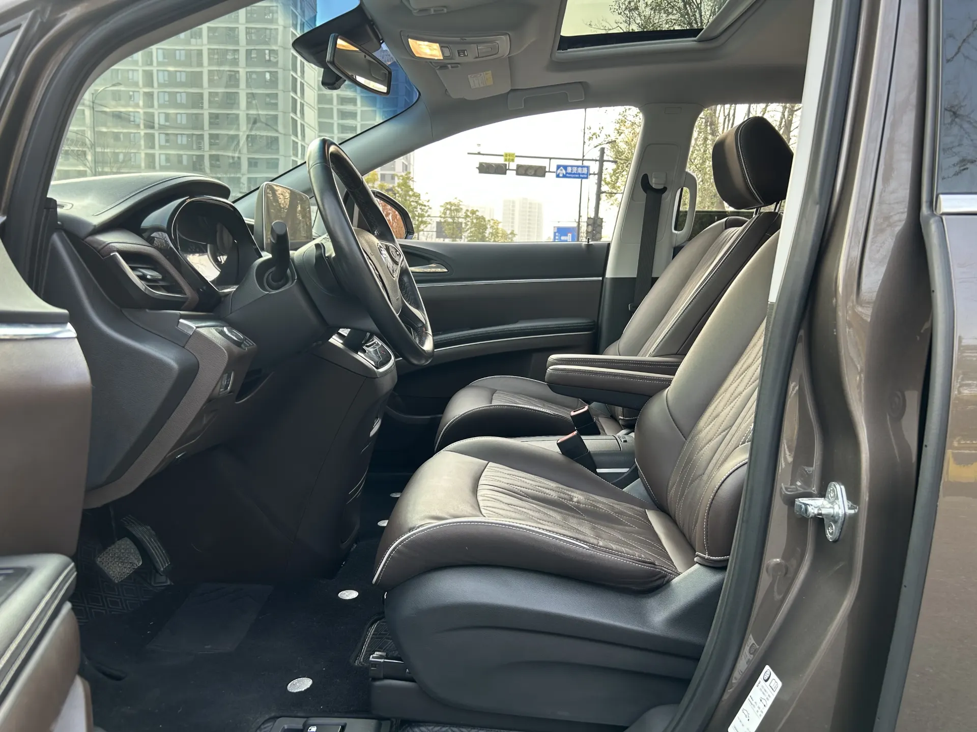 Buick GL8, 2023 14