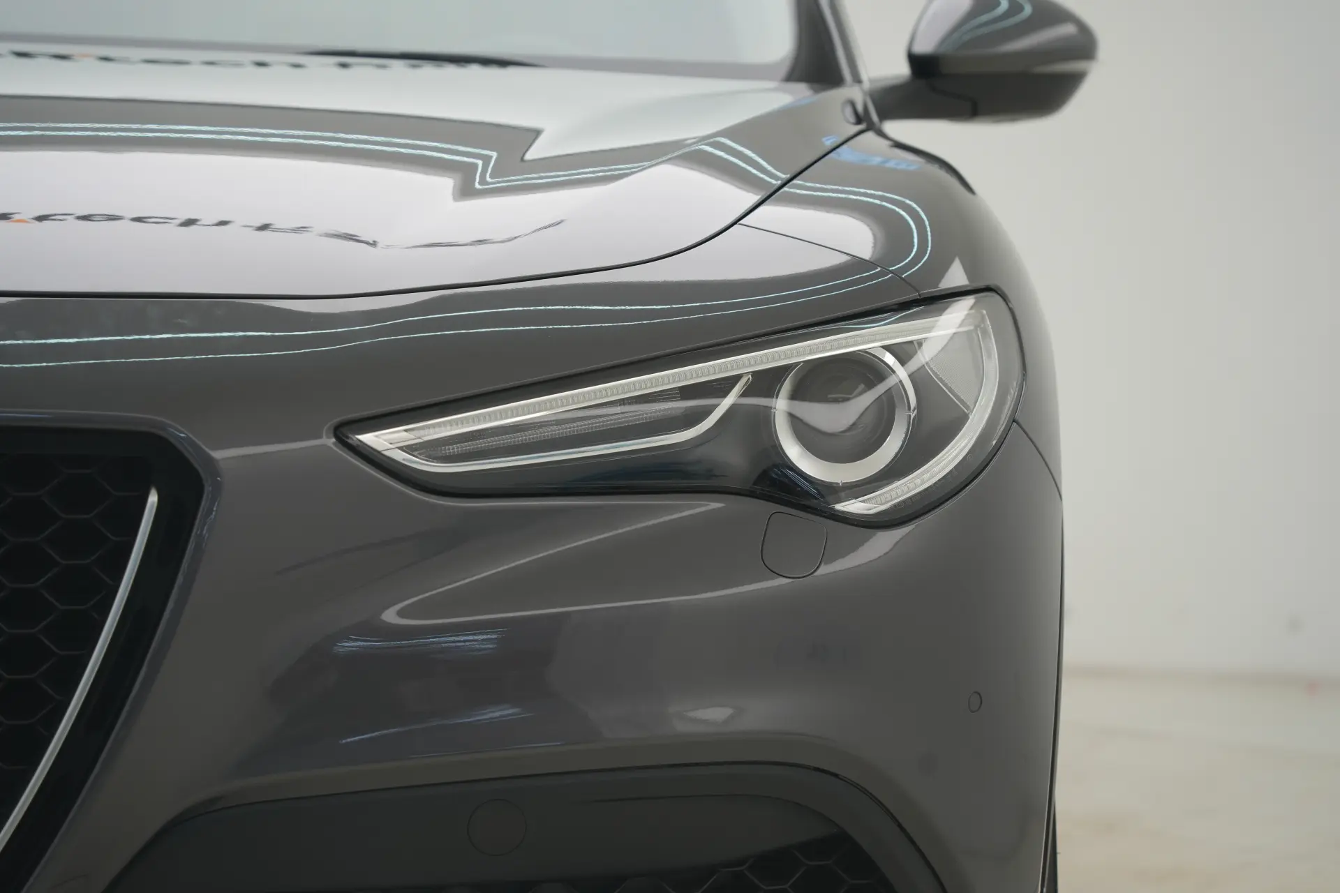 Alfa Romeo Stelvio, 2019 14