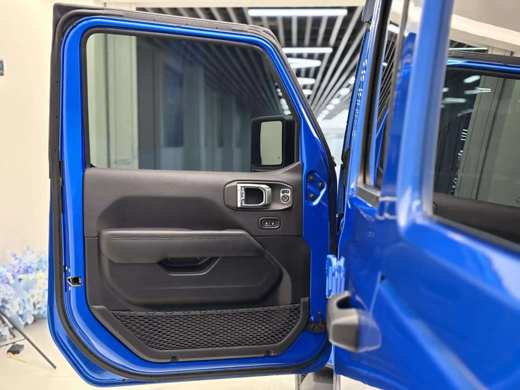 Jeep Wrangler, 2023 19
