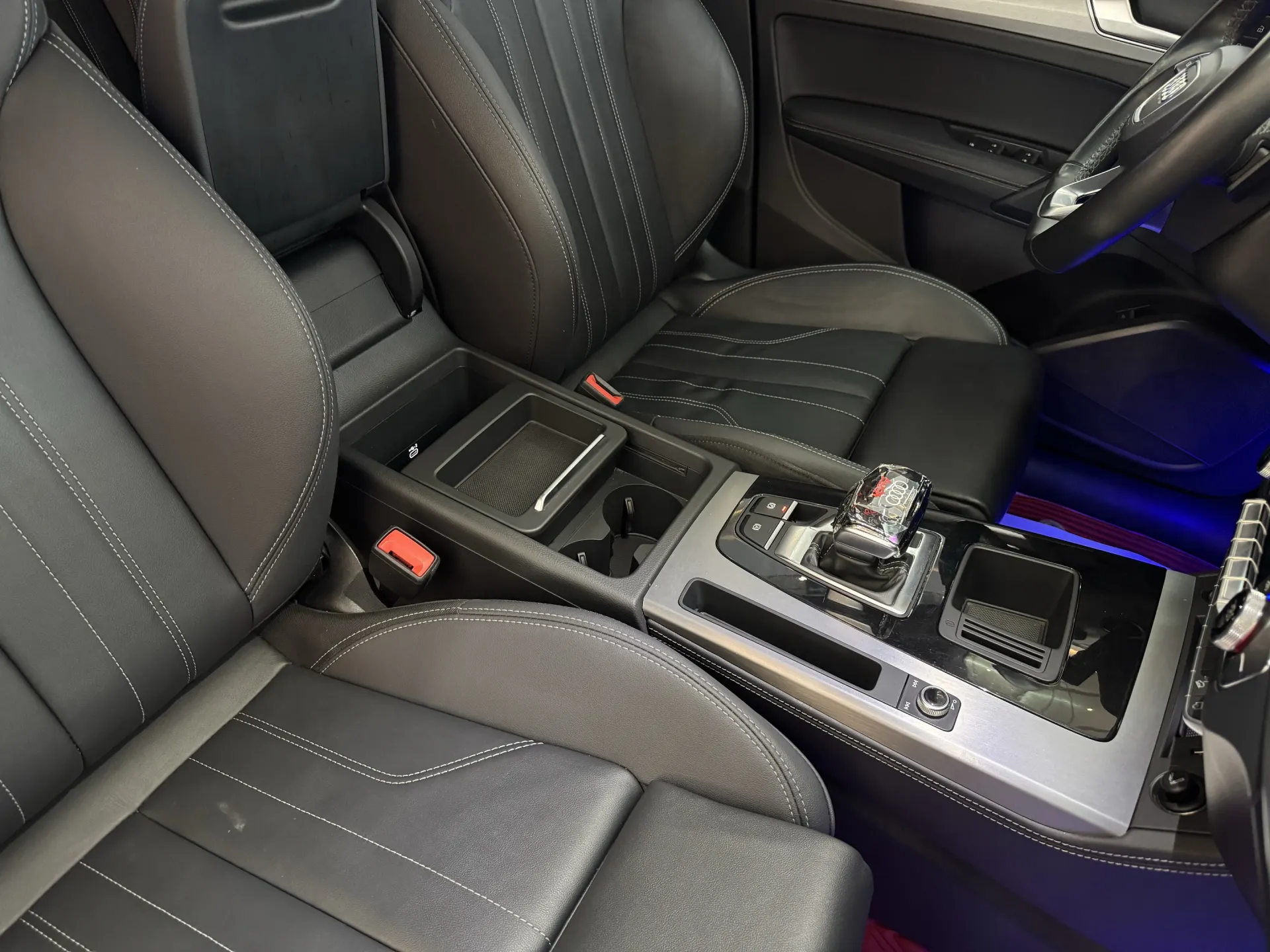 Audi Q5L 40, 2021 32