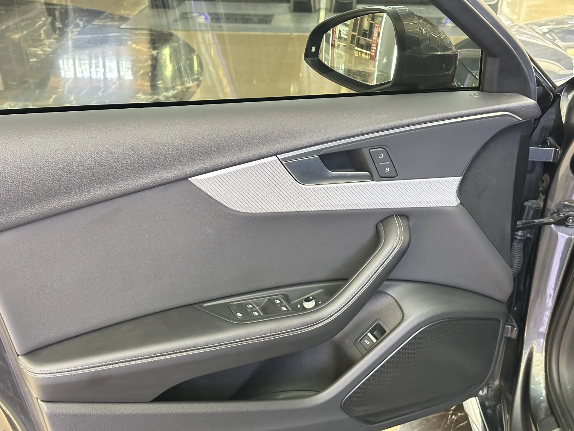 Audi A4L 40 TFSI, 2021 19